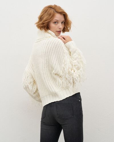 Maglione tricot a collo alto con frange donna detail 1