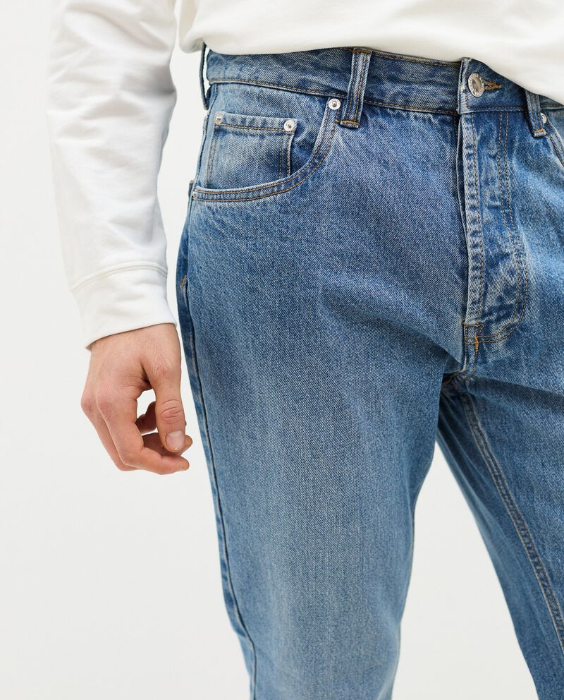 Jeans in puro cotone con tasche su fronte e retro uomo single tile 2 