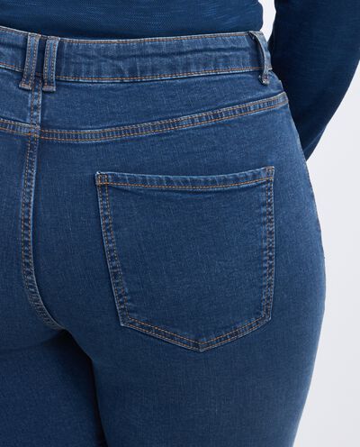 Jeans curvy regular fit donna detail 2