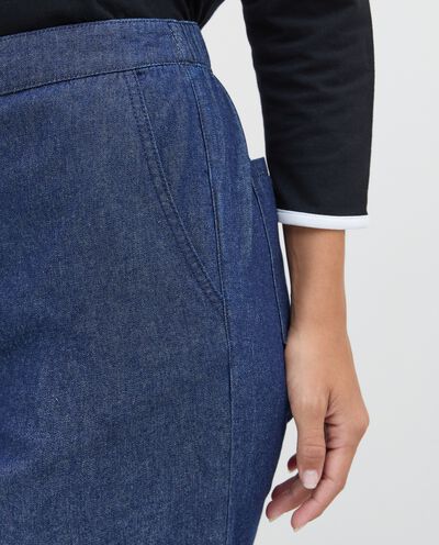 Jeans joggers in denim con tasche laterali donna detail 2