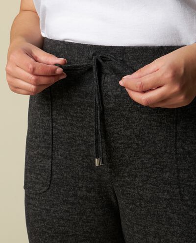 Joggers fitness donna curvy detail 2