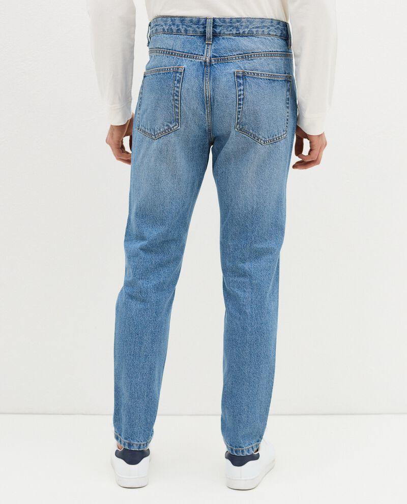 Jeans in puro cotone con tasche su fronte e retro uomo single tile 1 