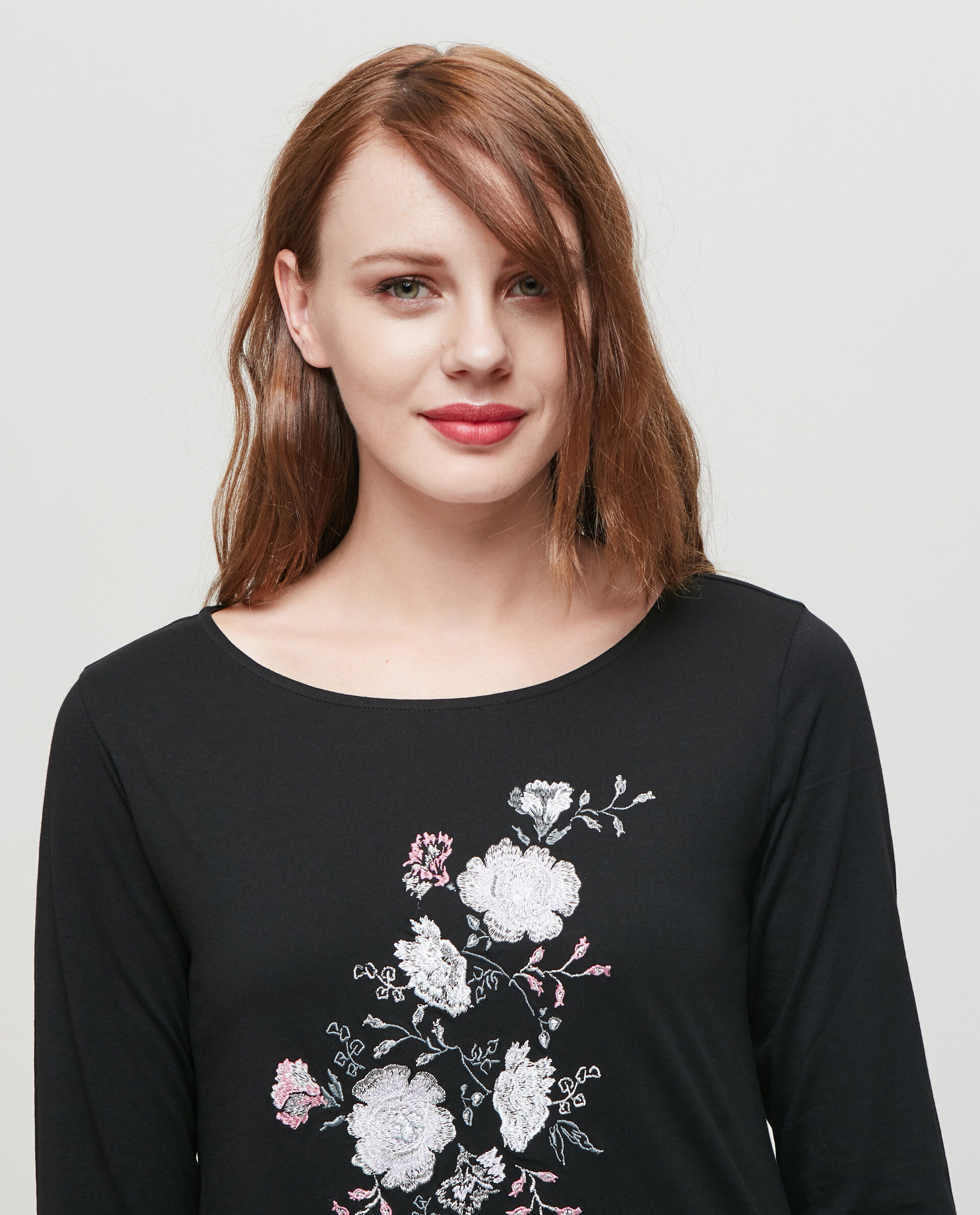 T-shirt ricamo floreale donna