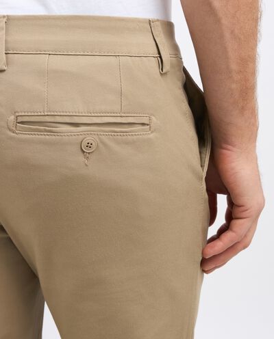 Pantaloni chino in cotone stretch uomo detail 2