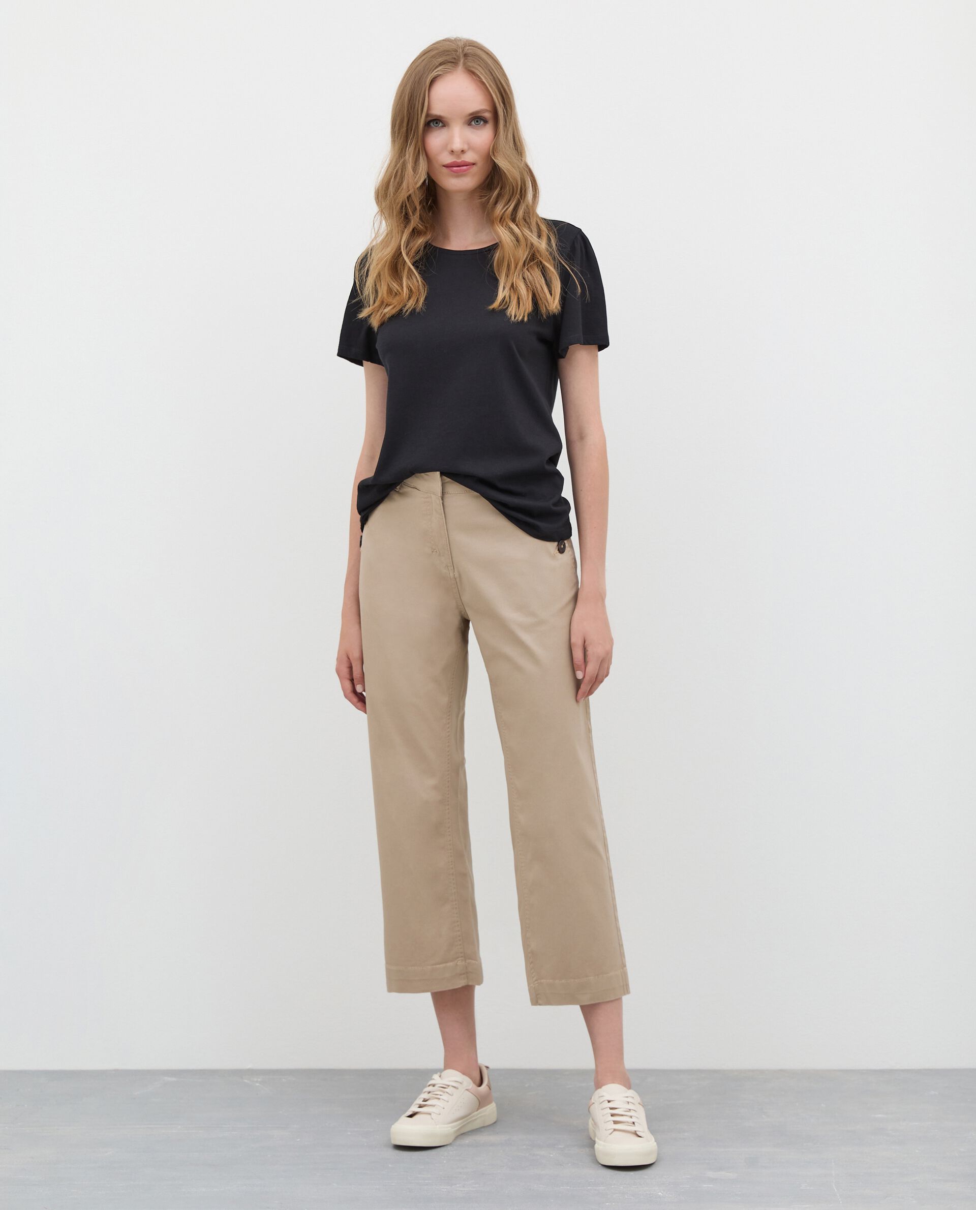 Pantaloni cropped in cotone elasticizzato donna