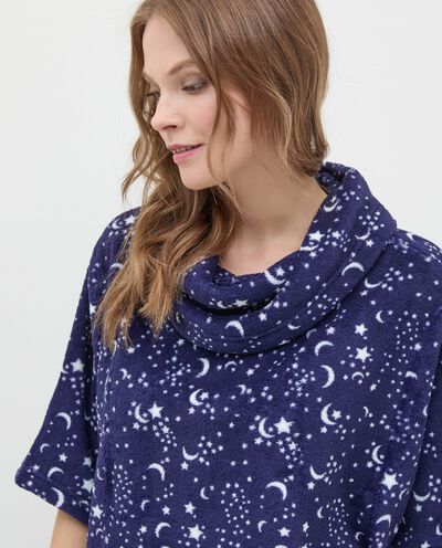 Poncho pigiama in coral fleece collo alto detail 2