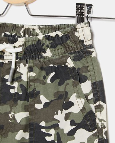 Shorts con stampa camouflage in popeline di cotone bambino detail 1