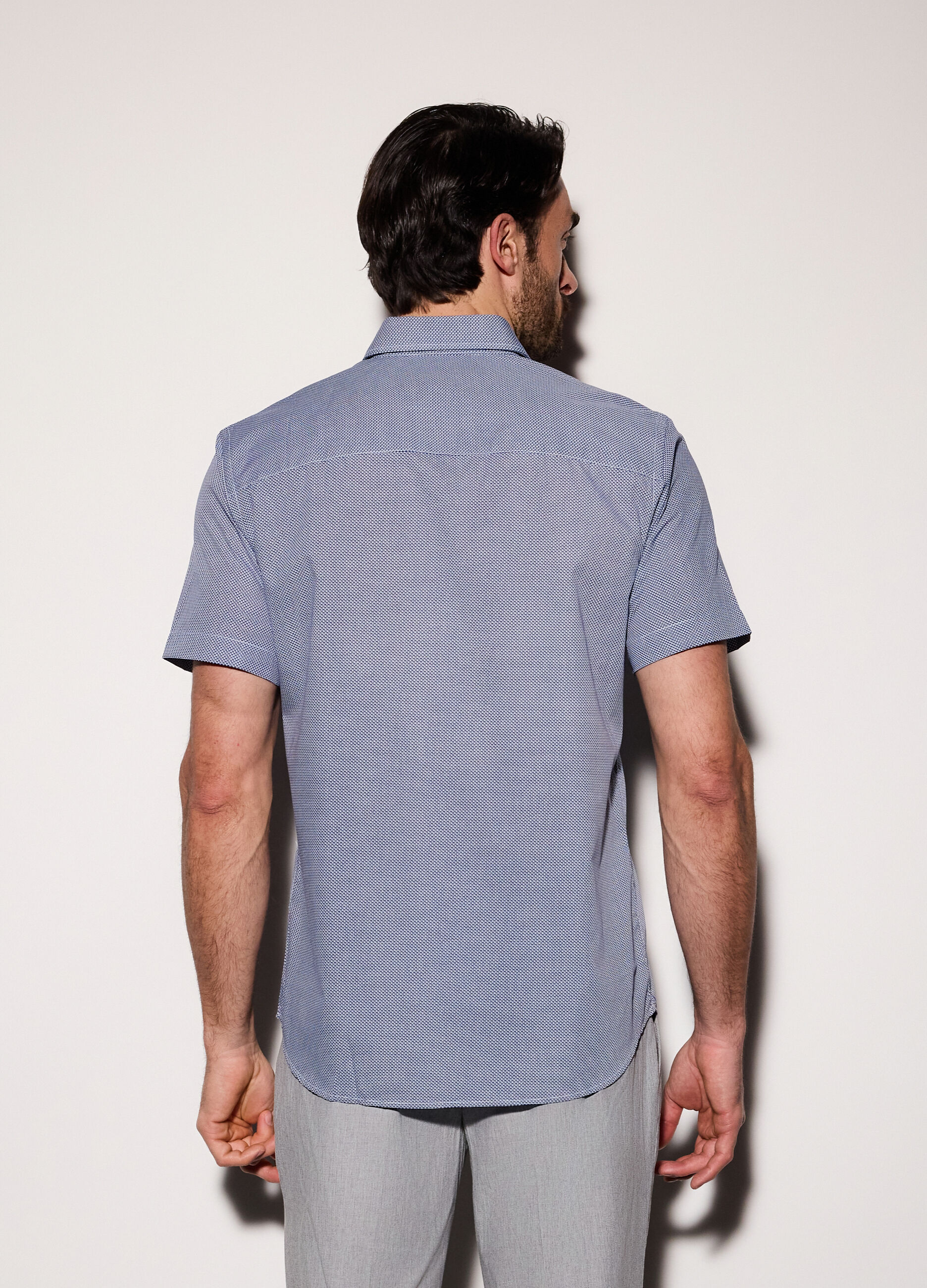 Camicia a maniche corte con micromotivo uomo_1