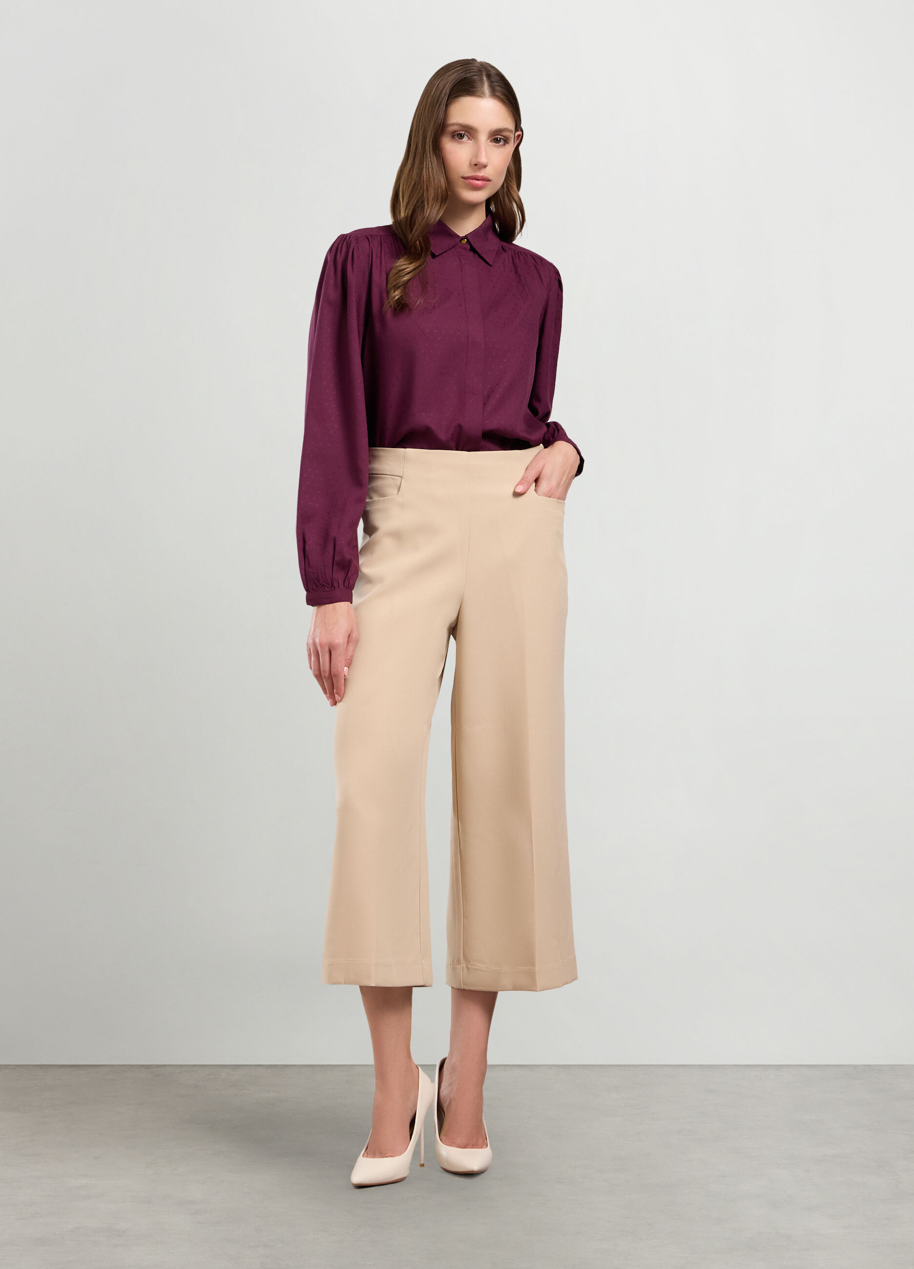 Pantaloni cropped in tessuto stretch donna_0