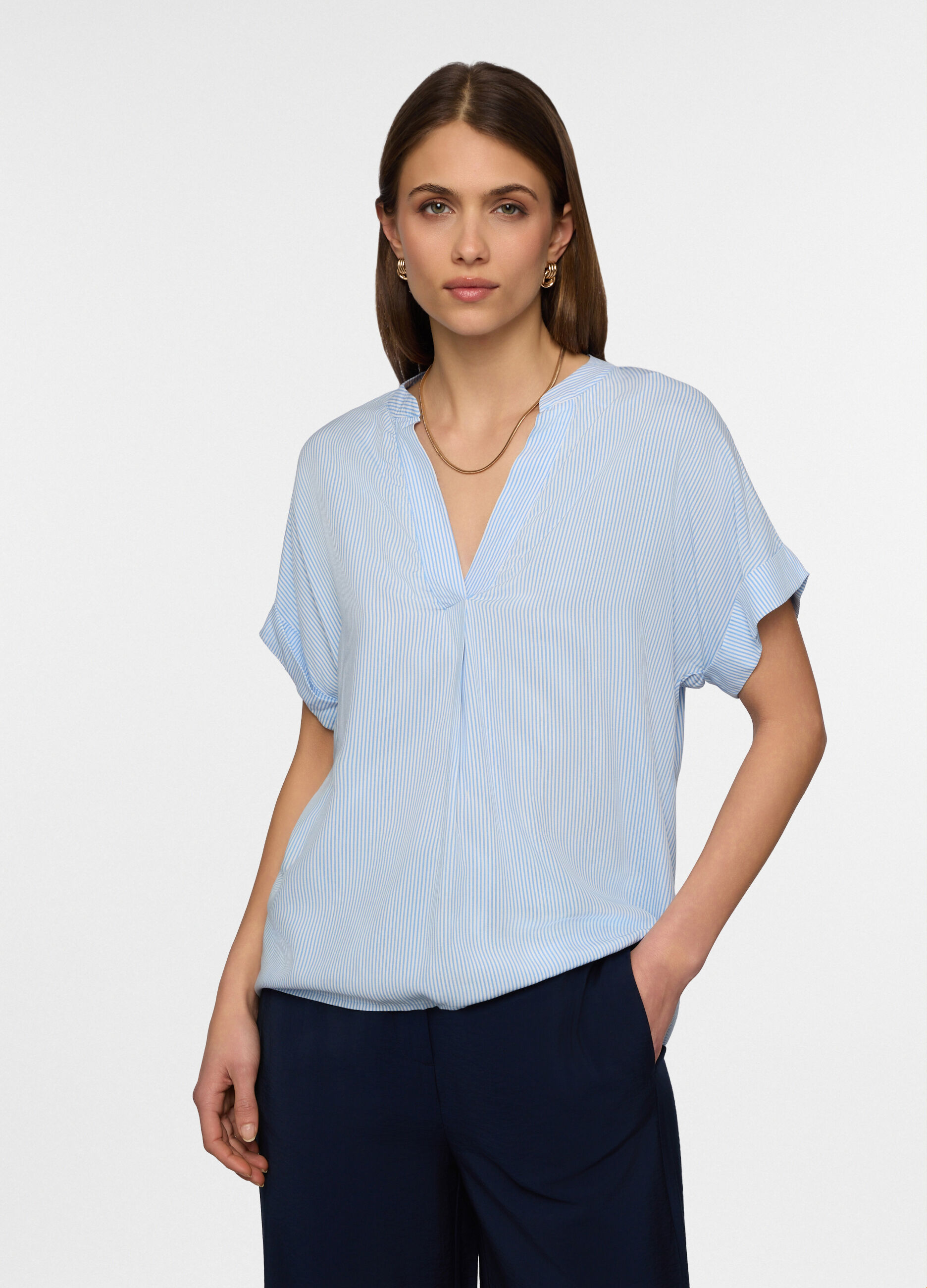 Blusa regular fit con scollo a V donna_0
