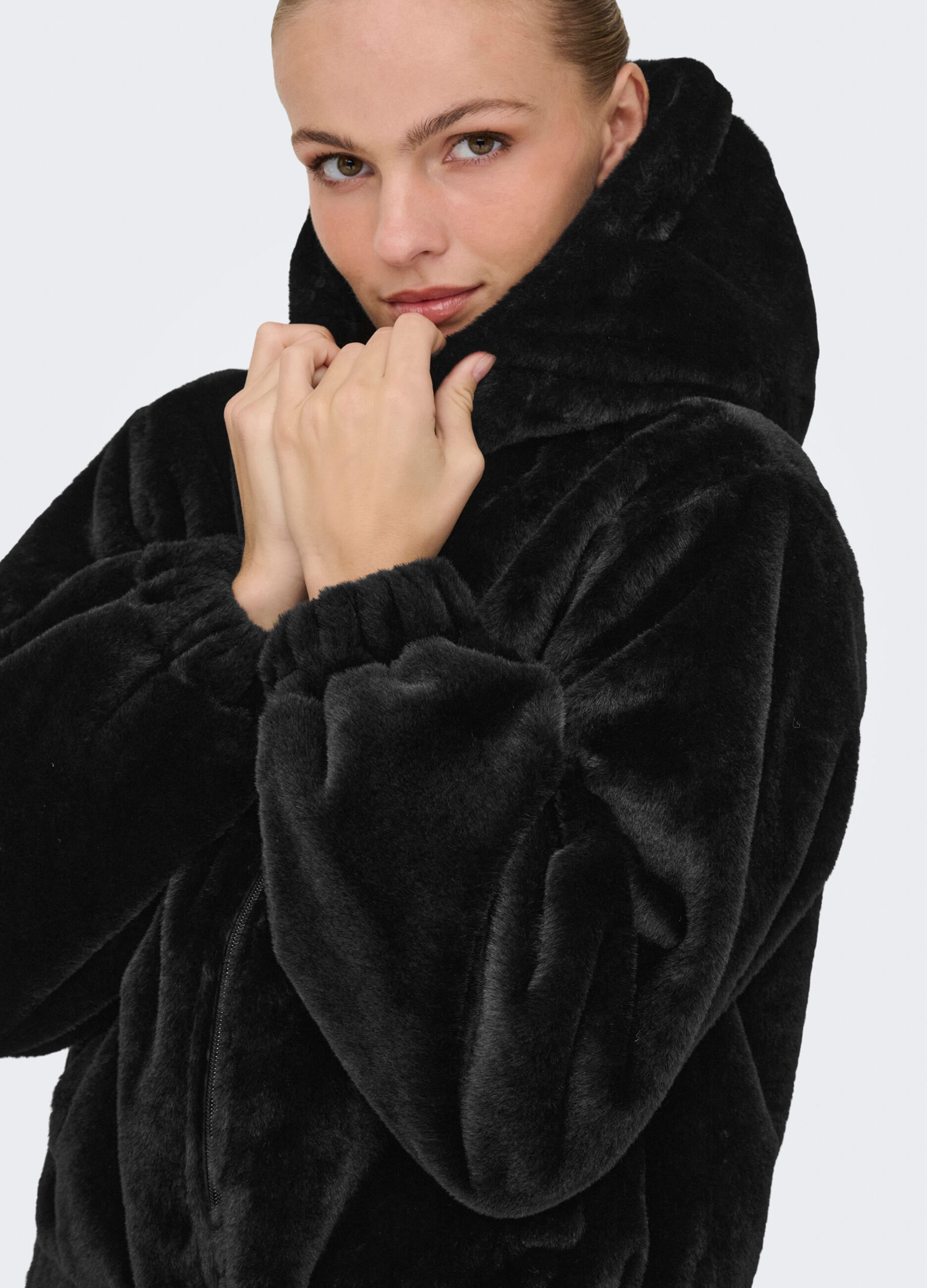 Giubbino in eco fur donna_4