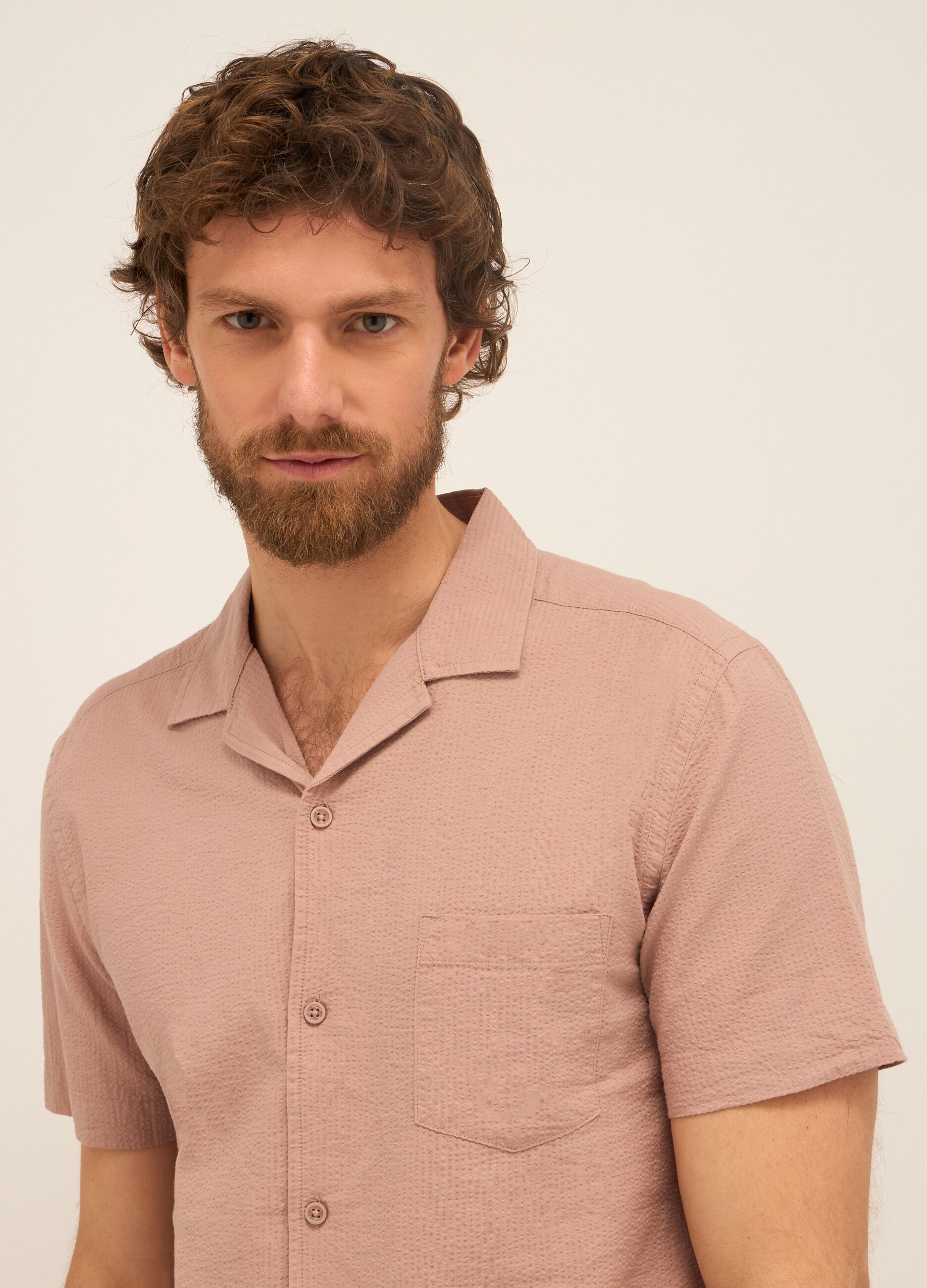 Camicia a maniche corte in cotone seersucker uomo_2