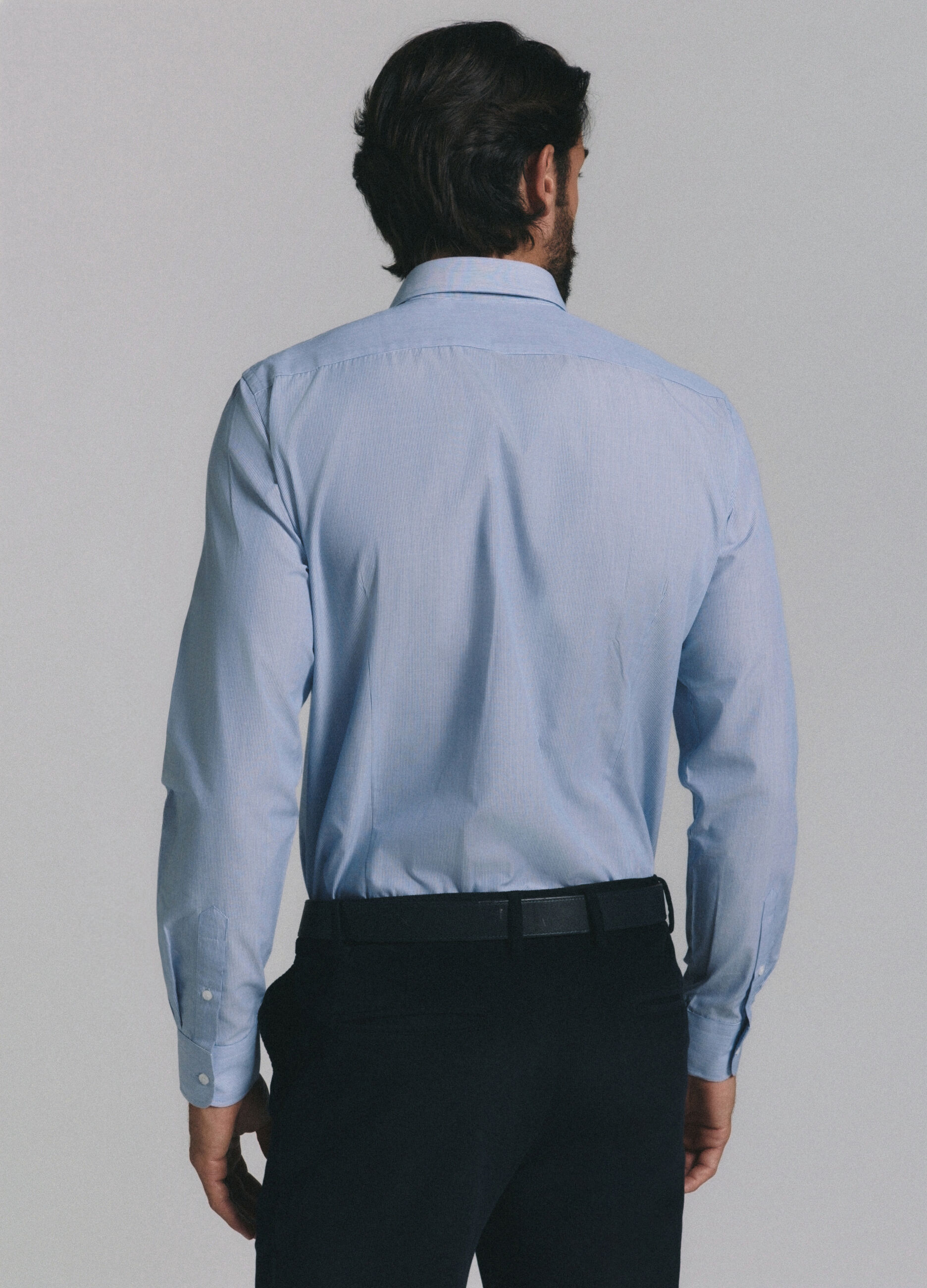 Camicia slim fit in tessuto tinta unita uomo_3