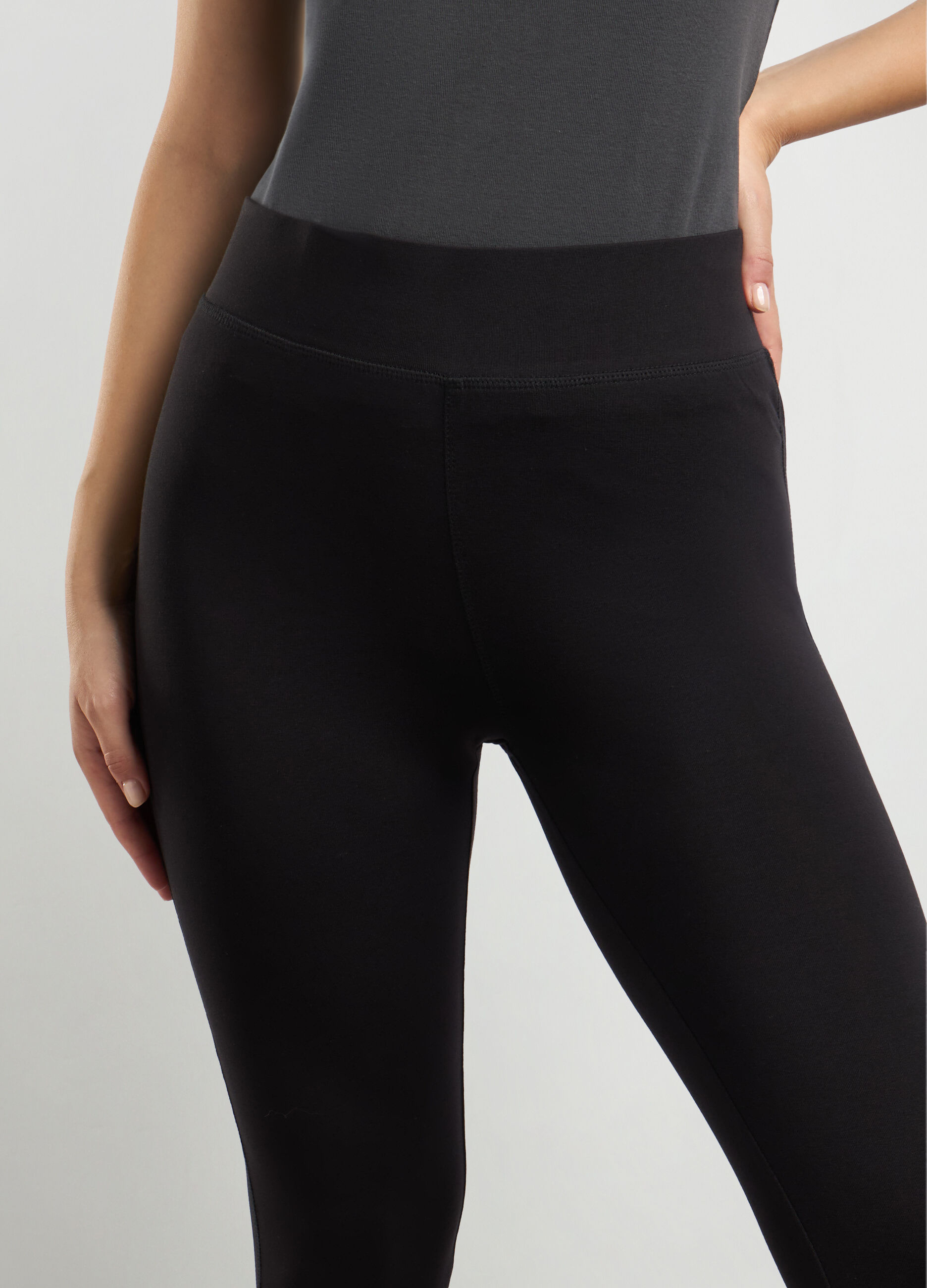 Leggings capri in cotone stretch donna_2
