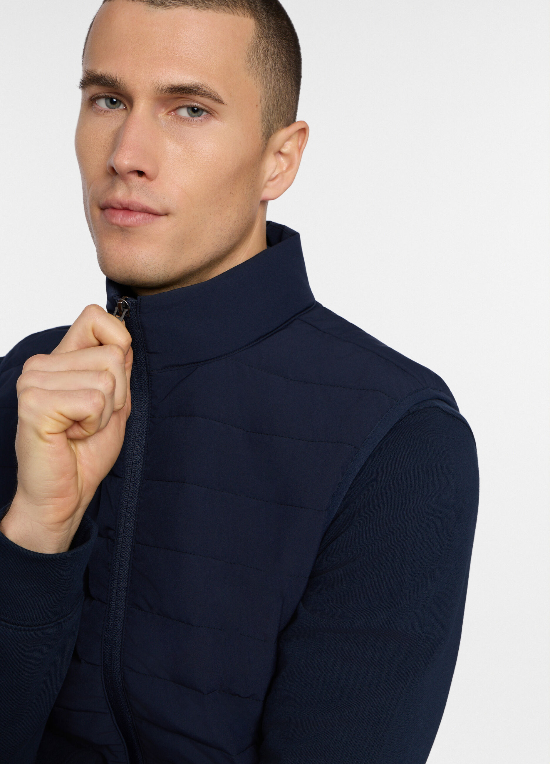 Gilet trapuntato con zip uomo_2