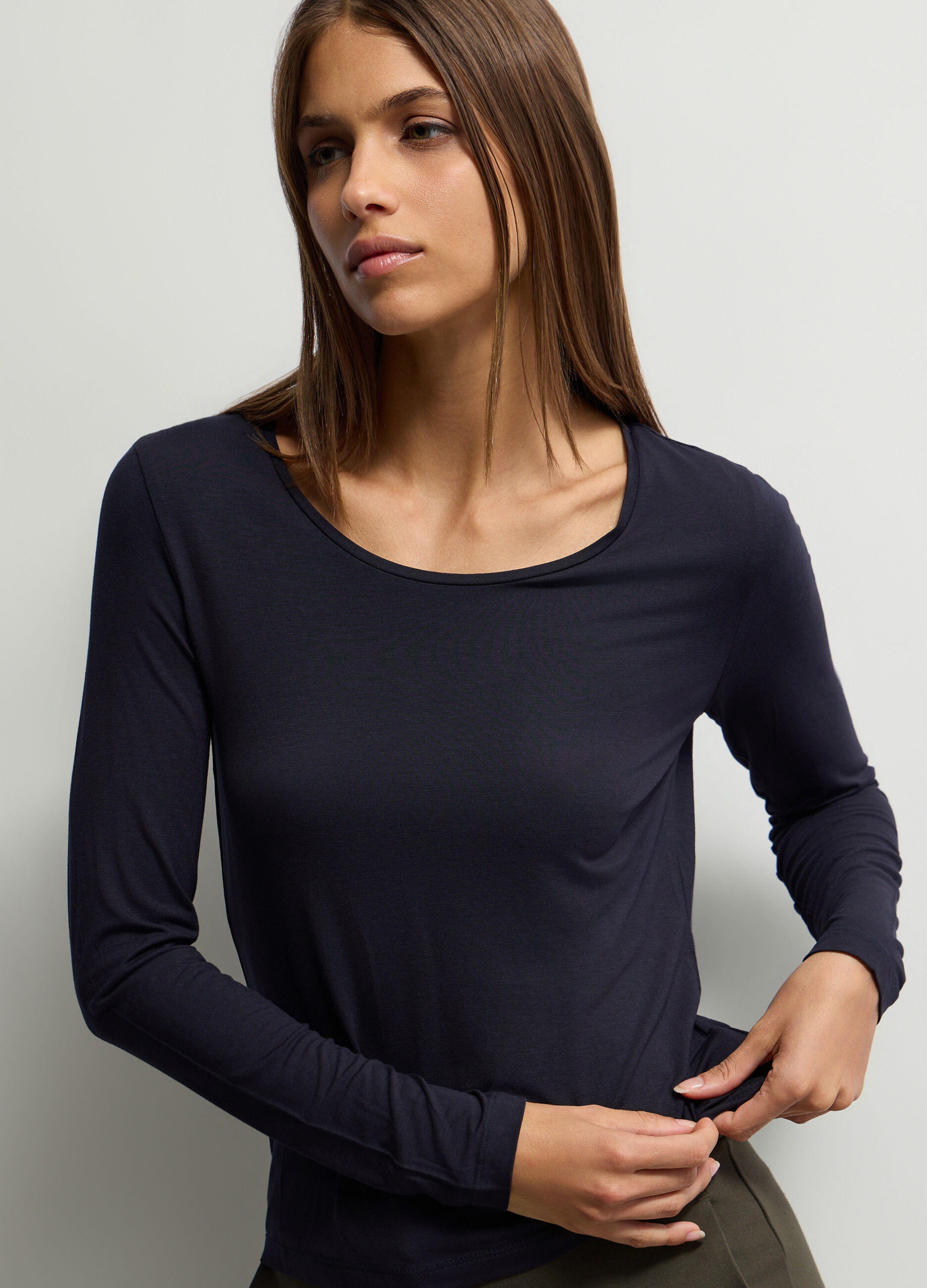 T-shirt girocollo stretch donna_2