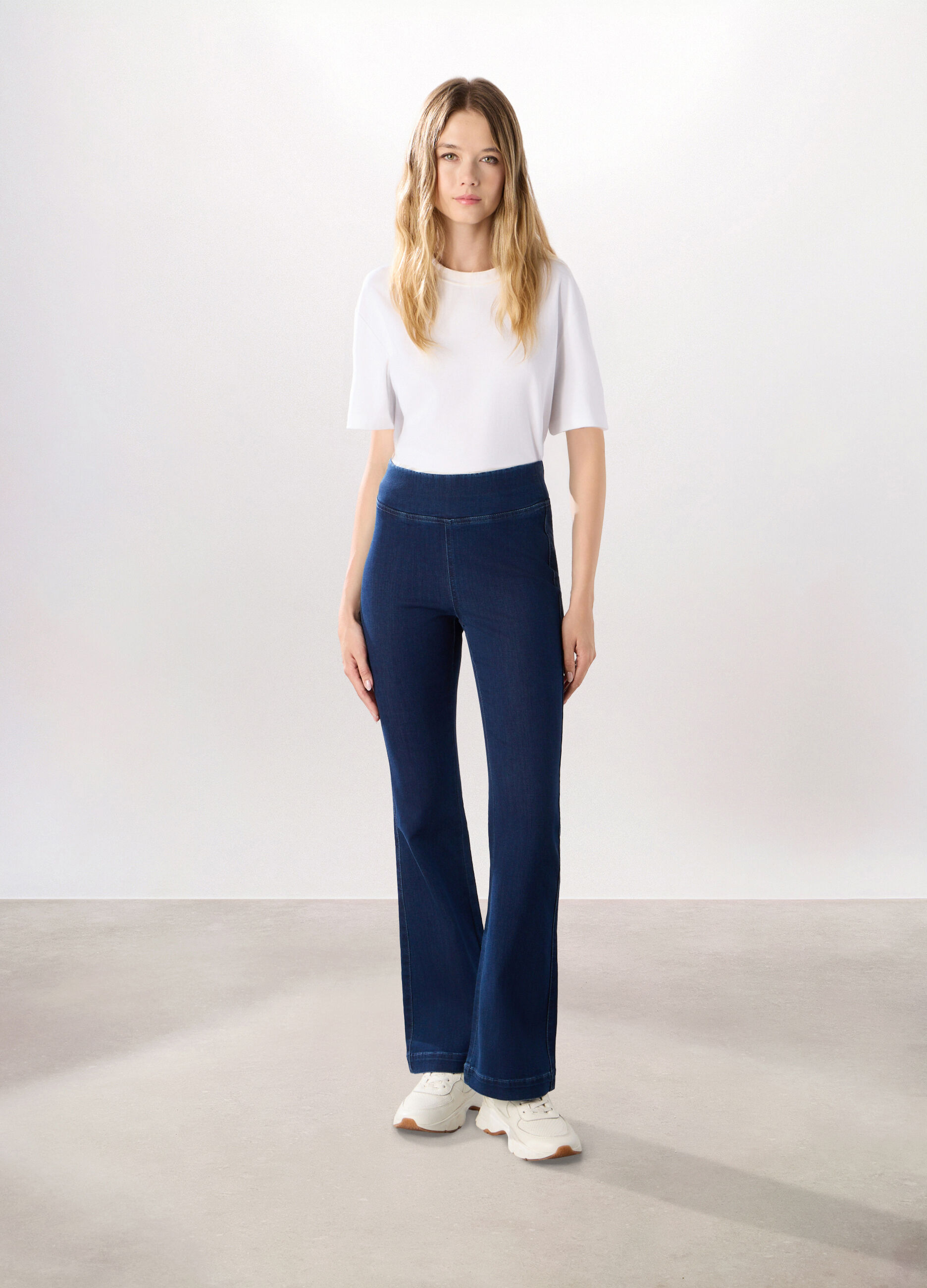 Jeggings flare fit in denim misto cotone donna_0