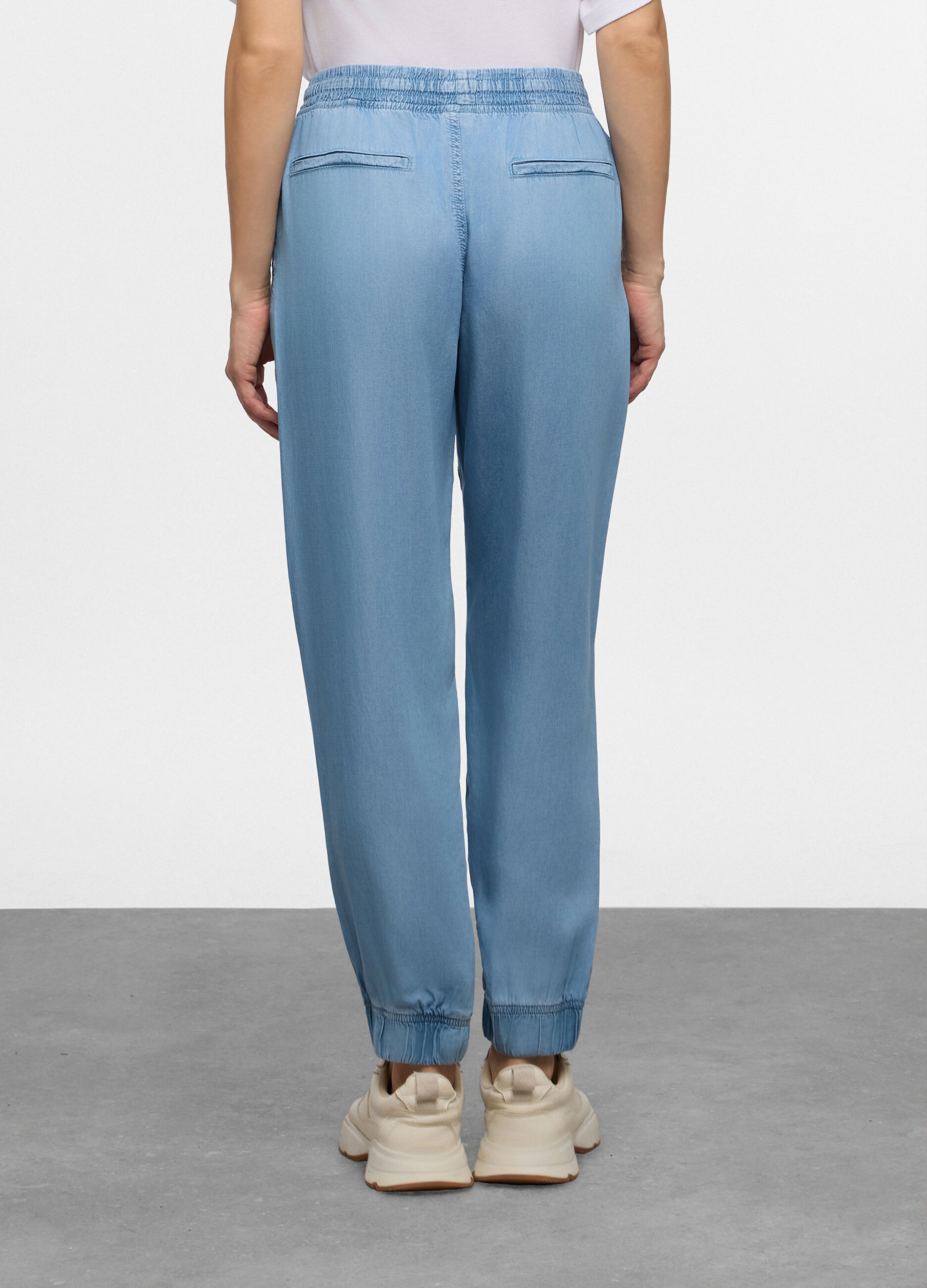 Jogger fit straight in Lyocell con vita e fondi elasticati donna_2