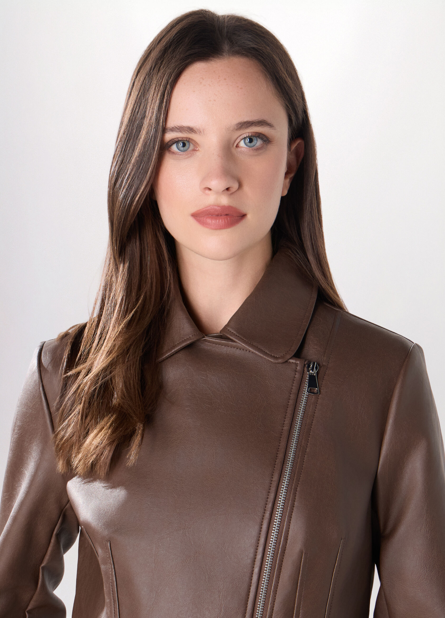 Cappotto in eco pelle donna_2