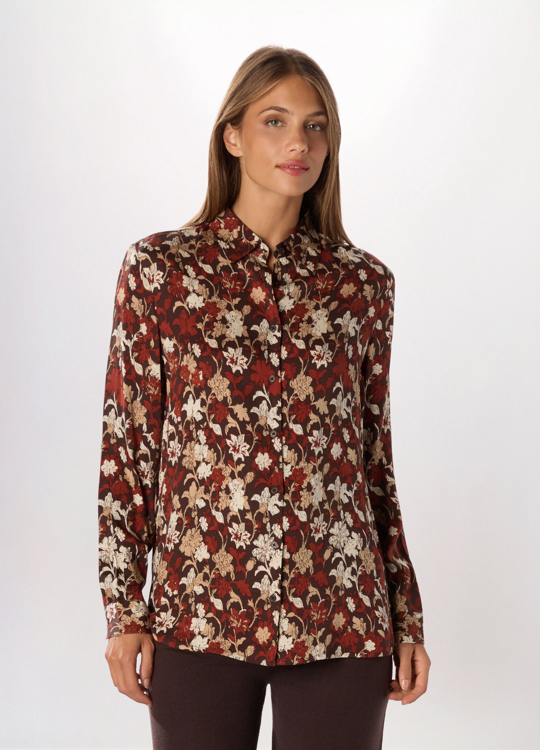 Camicia in raso di pura viscosa a maniche lunghe donna_0