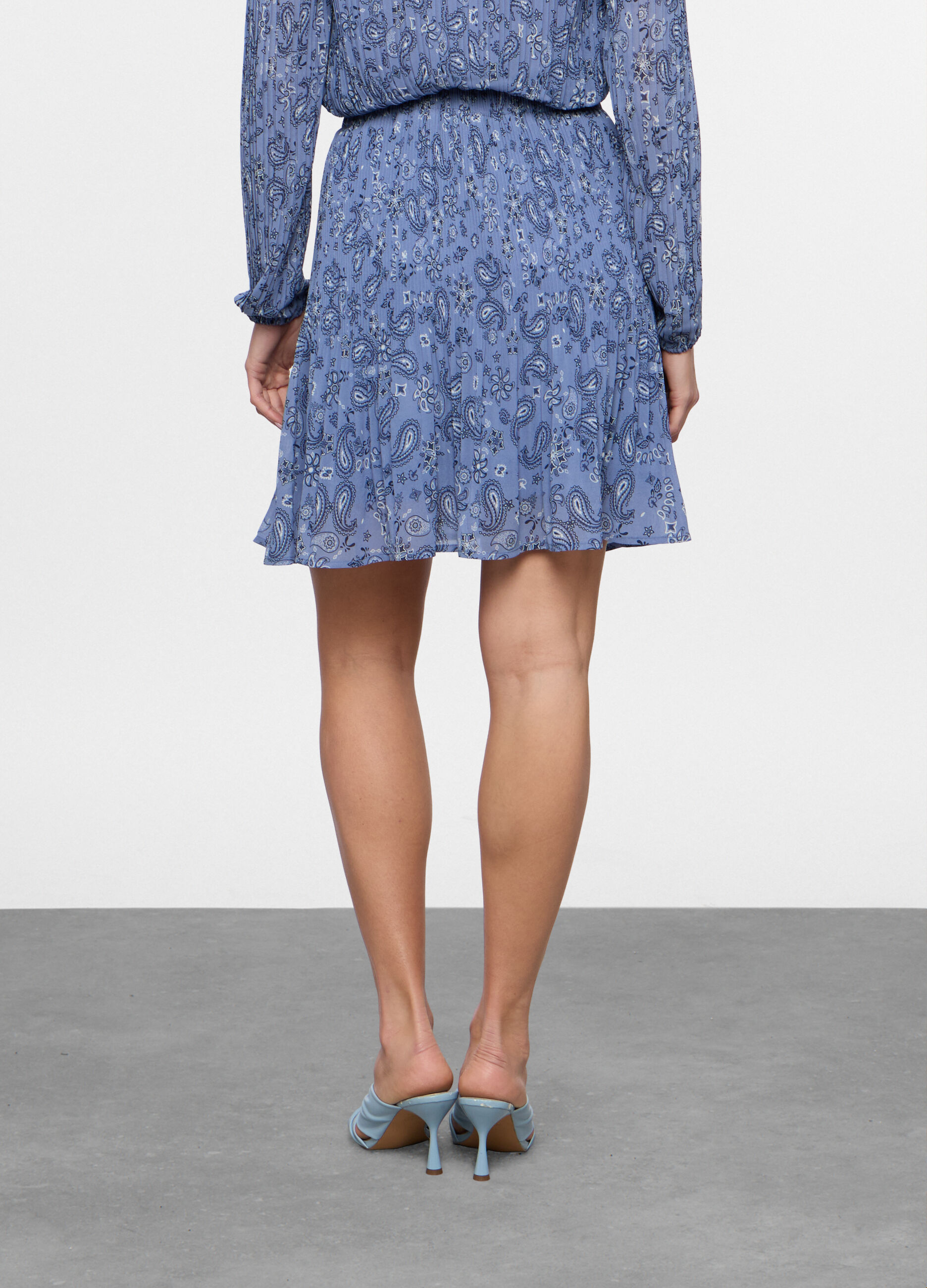 Gonna corta in crepe donna_1