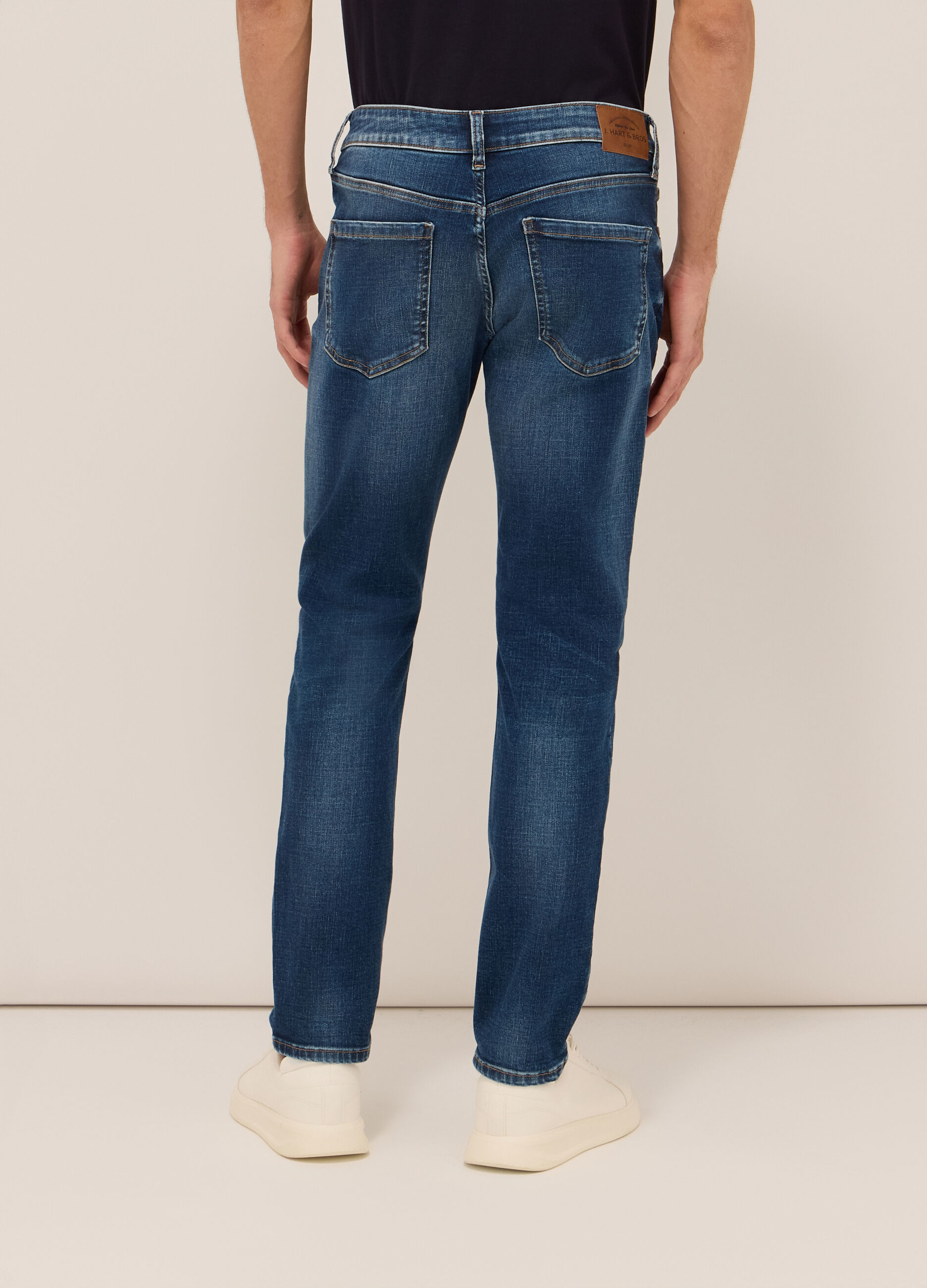 Jeans 5 tasche regular in denim di cotone stretch uomo_2