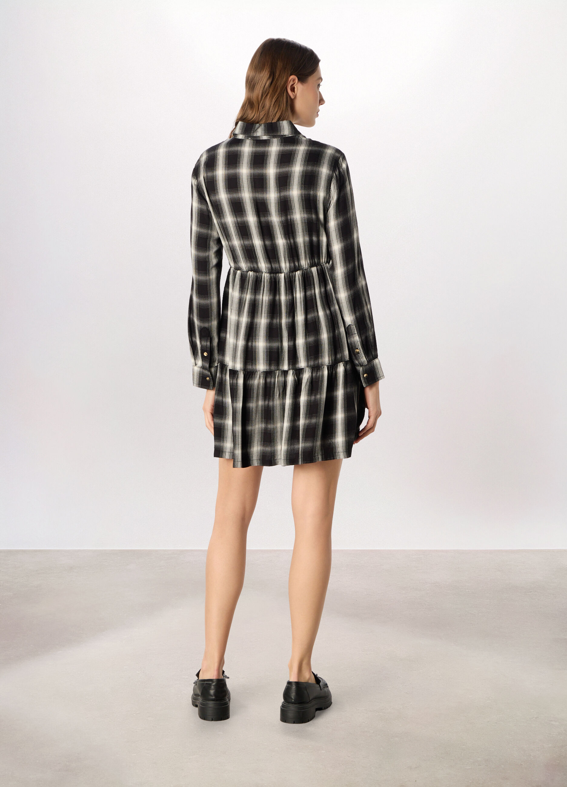 Abito corto a balze donna_1