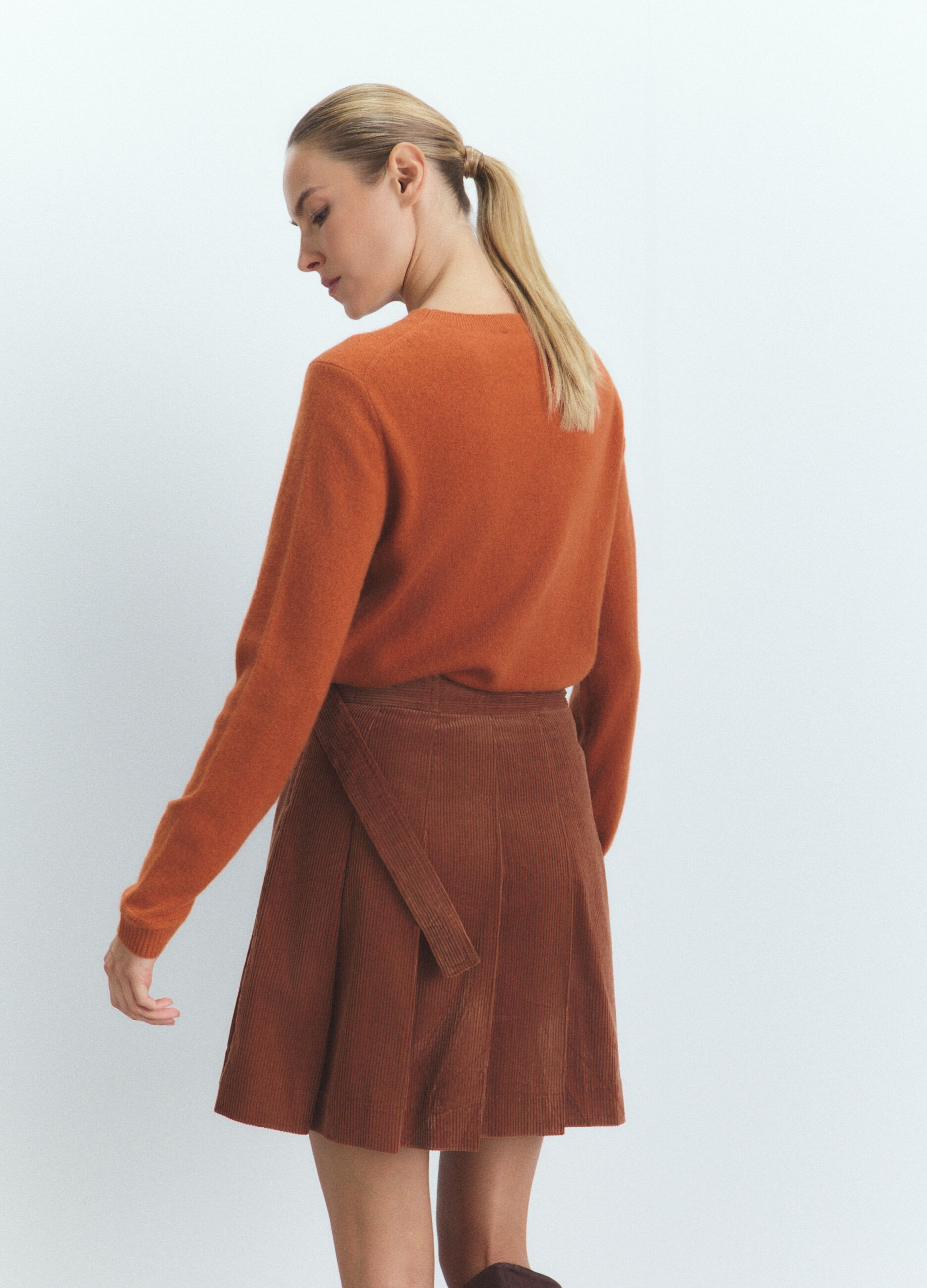 Pullover girocollo in puro cashmere donna_3