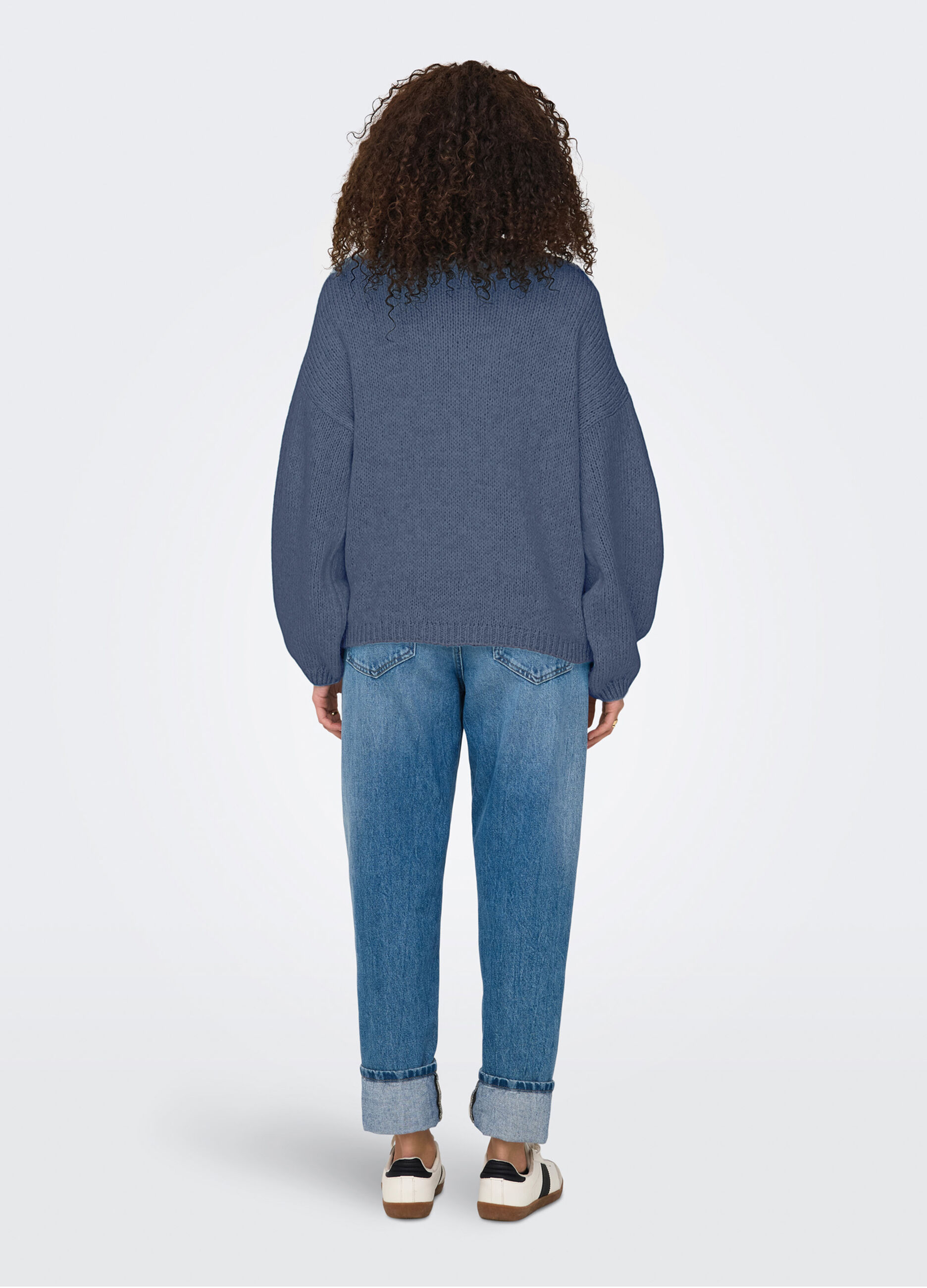 Tricot con scollo a V donna_1