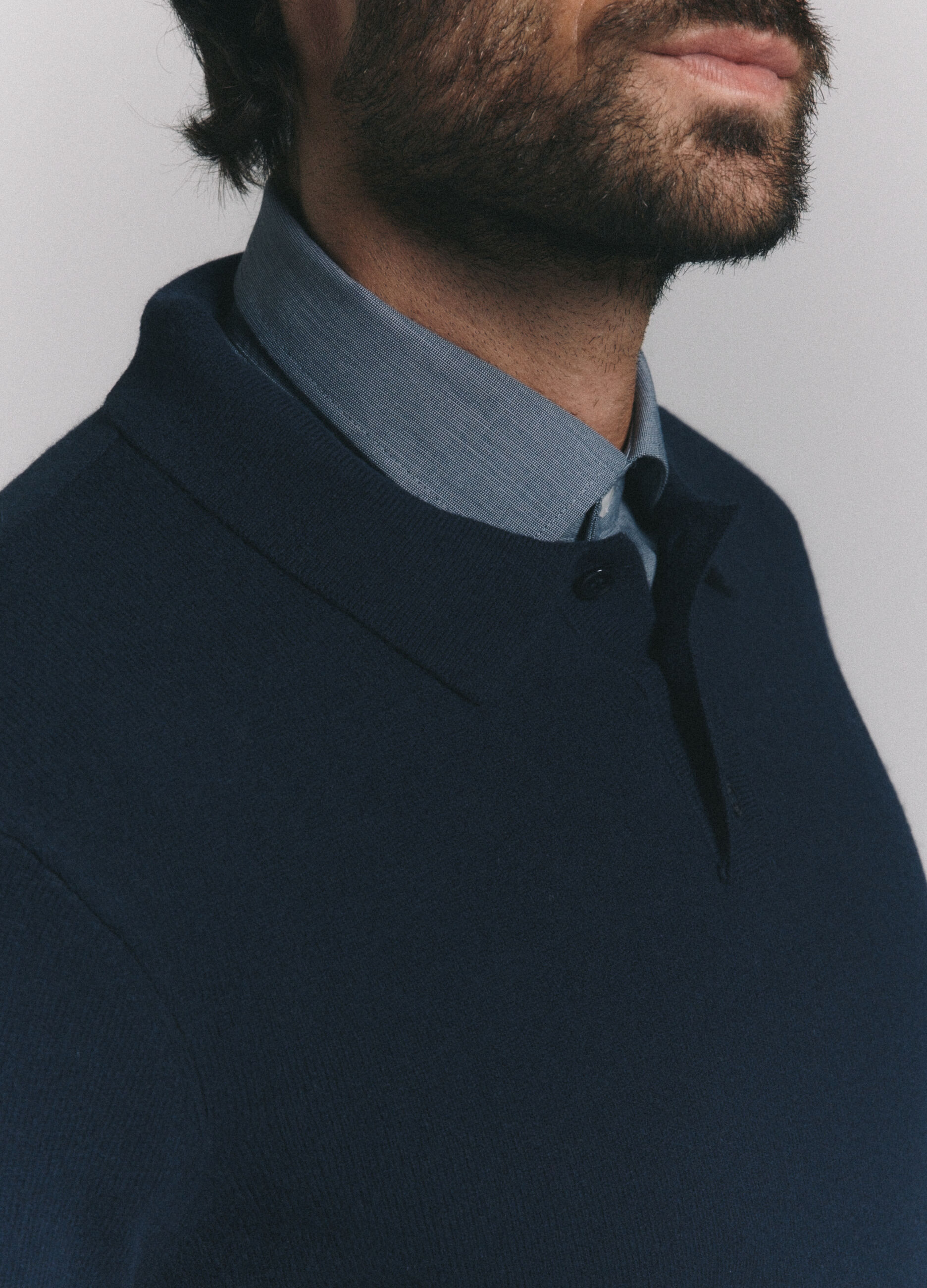 Polo a maniche lunghe in maglia di lambswool uomo_3