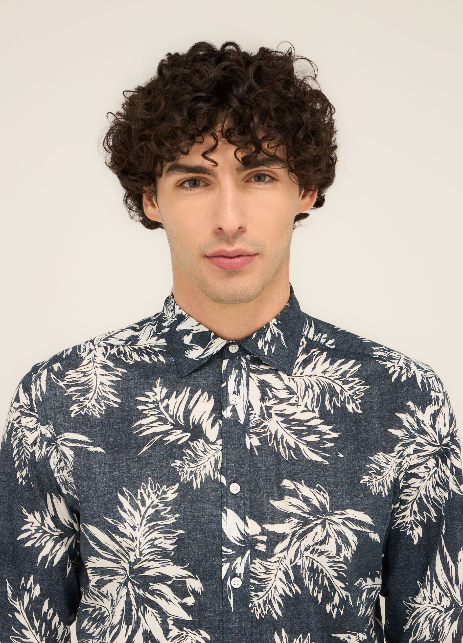 Camicia regular fit in cotone con stampa uomo_2