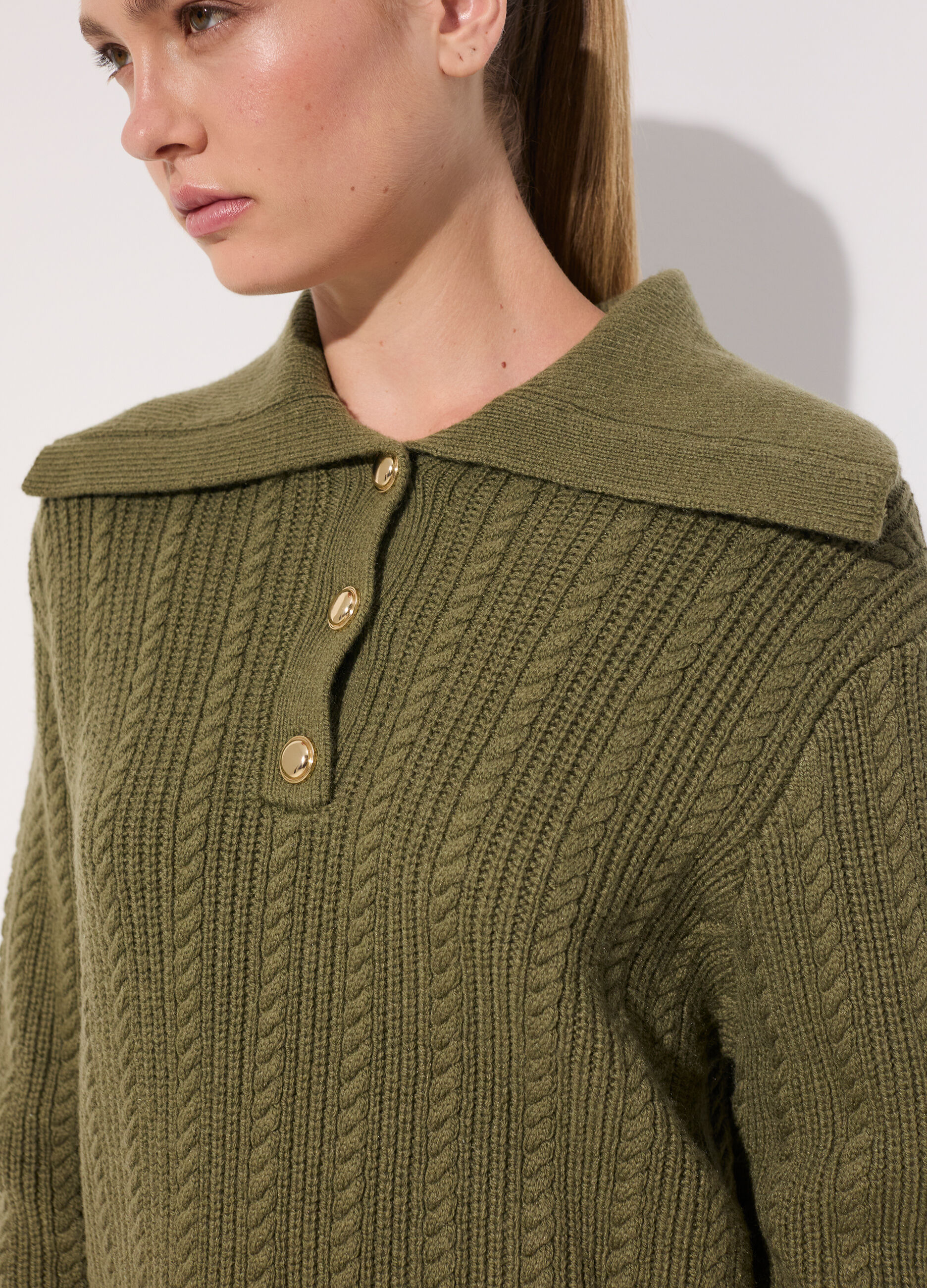 Pullover in misto lana con colletto donna_3