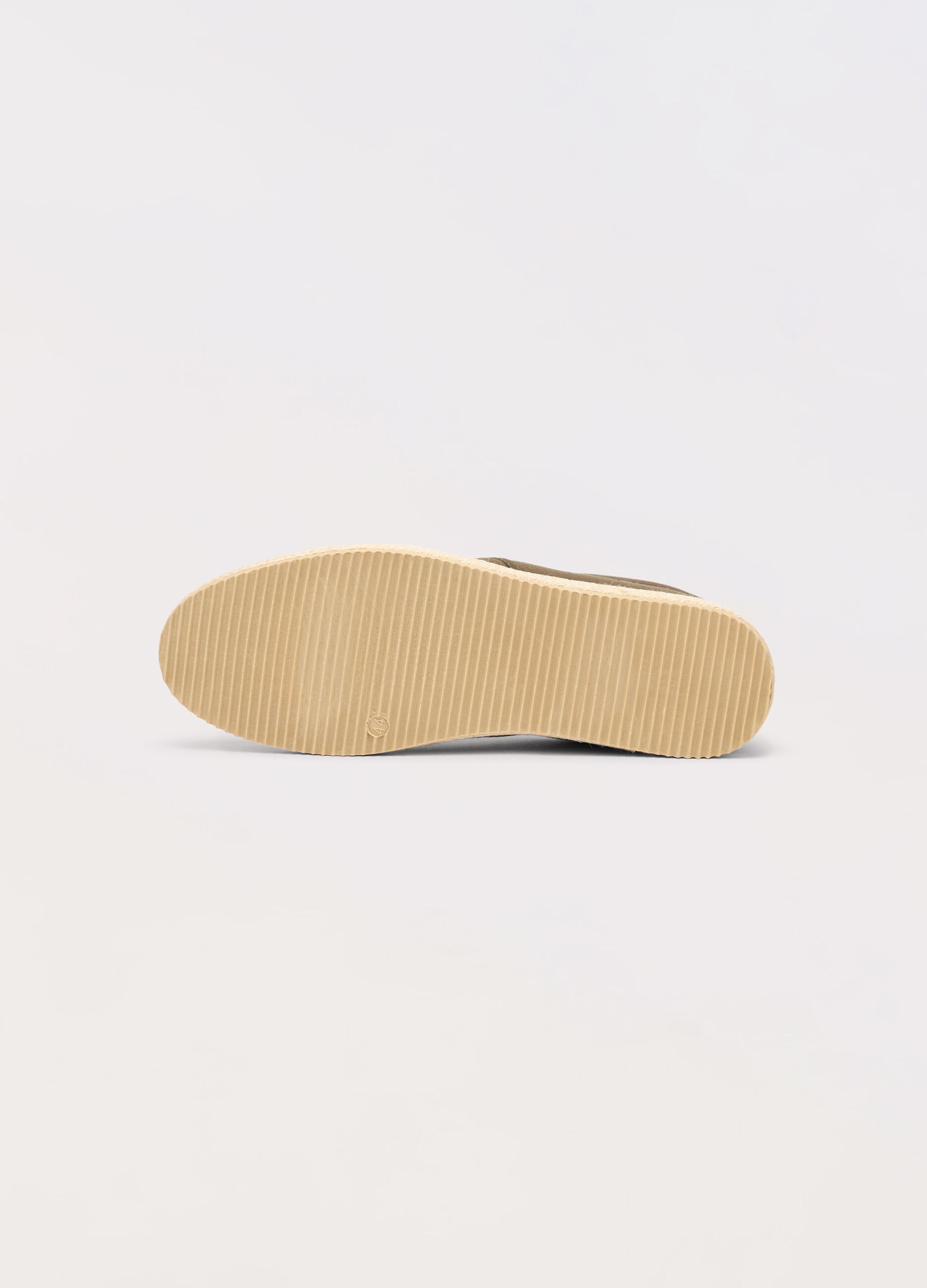 Sneaker con lacci e suola in corda uomo_1
