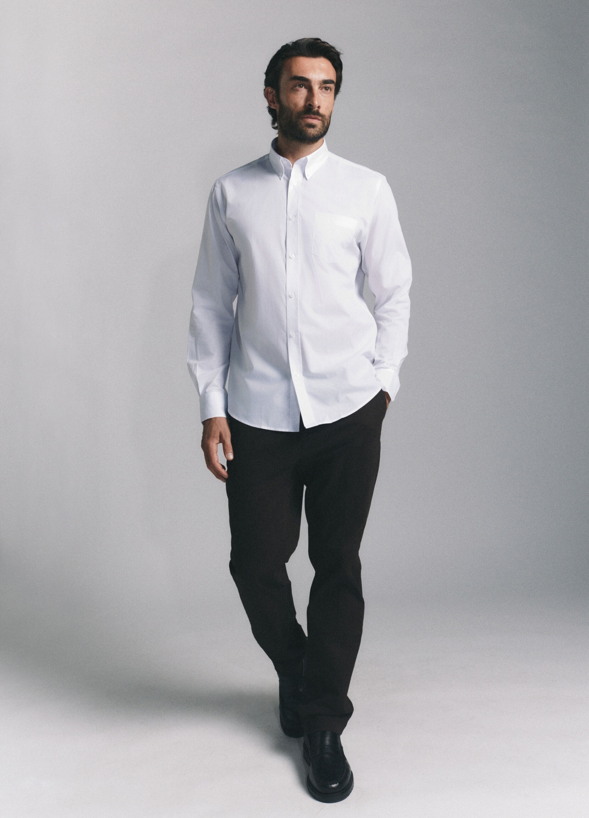 Camicia regular fit con colletto button down uomo_0