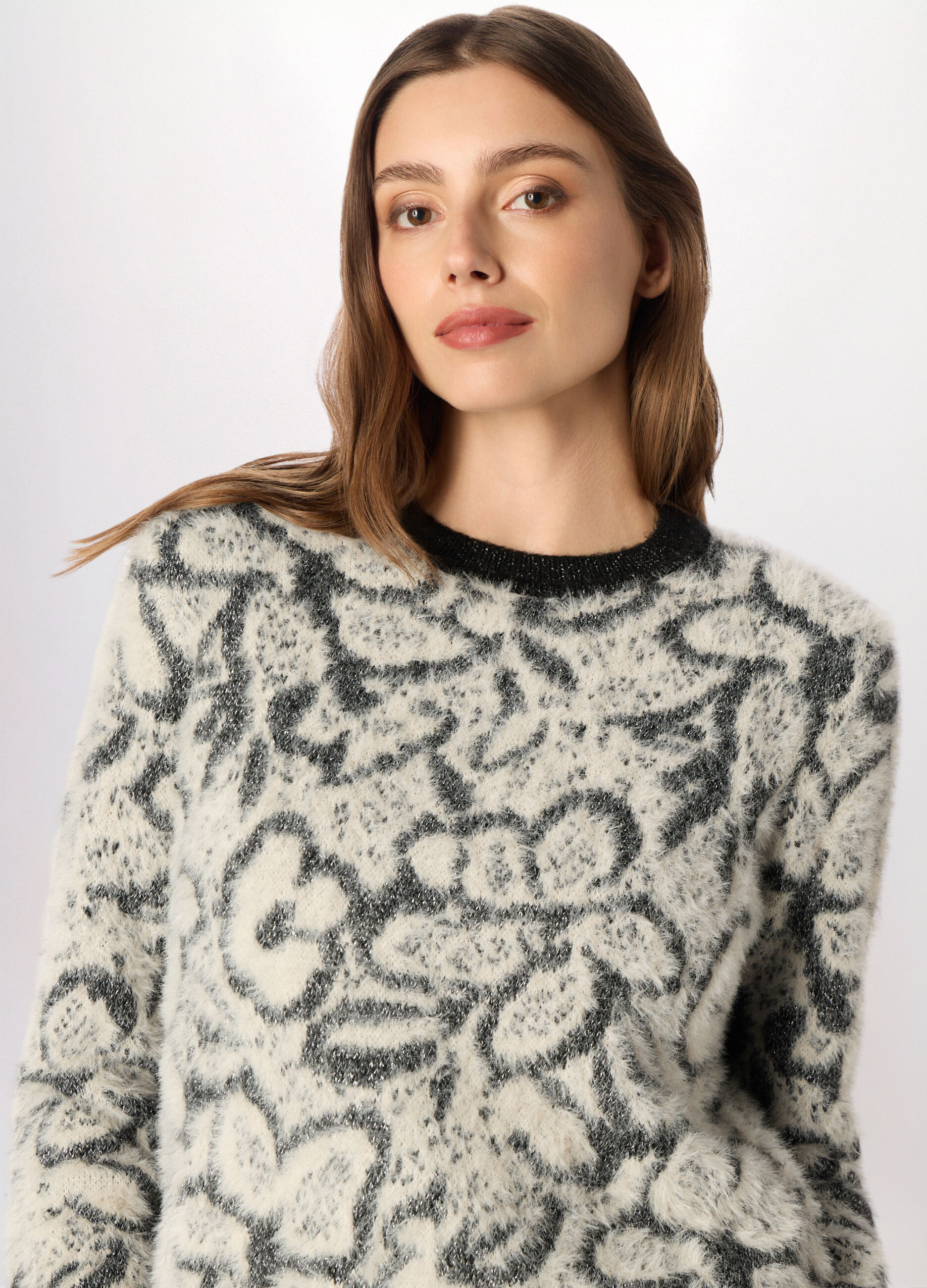 Tricot fluffy lavorato donna_2
