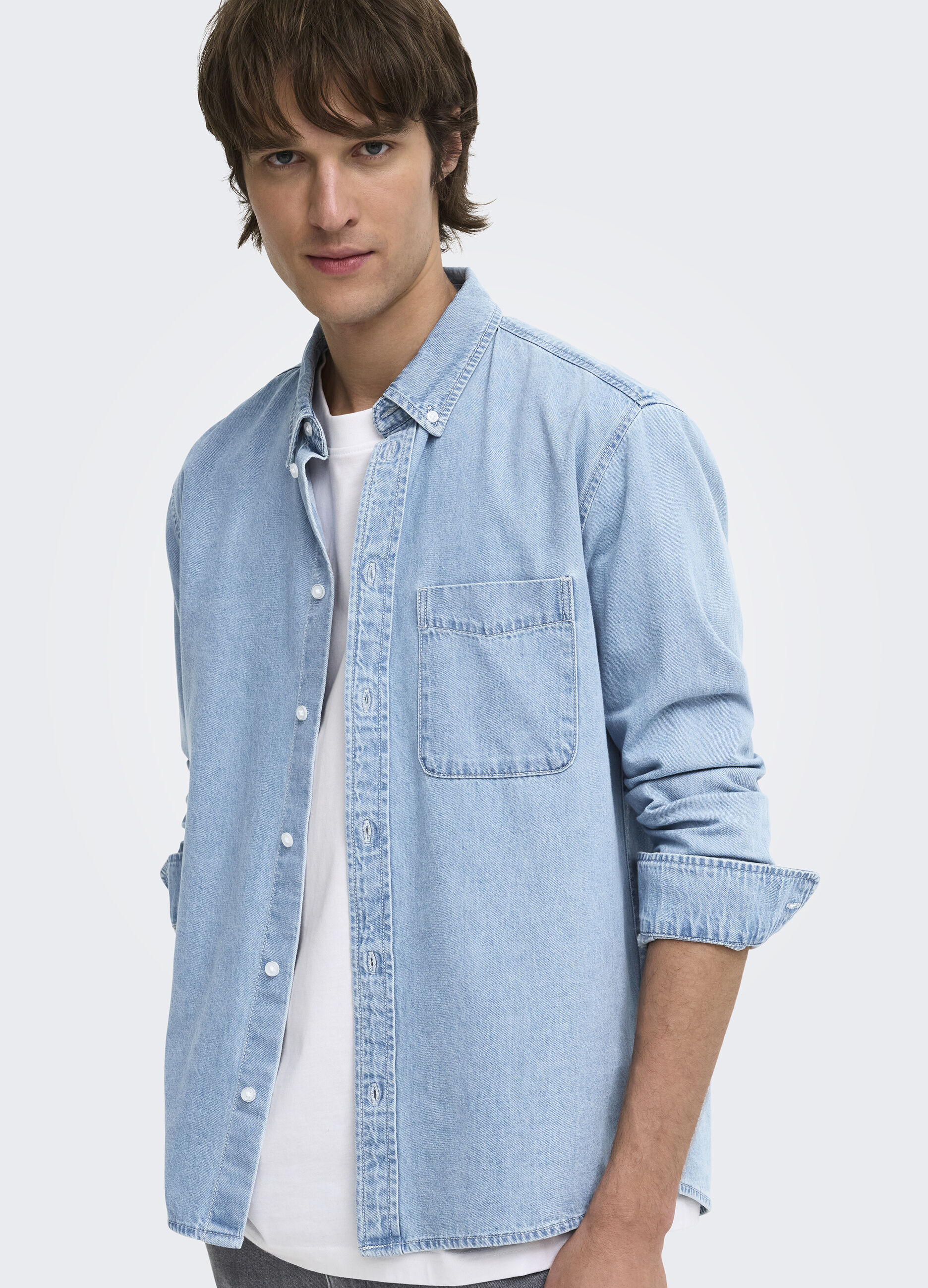 Camicia in denim colletto button-down uomo_0