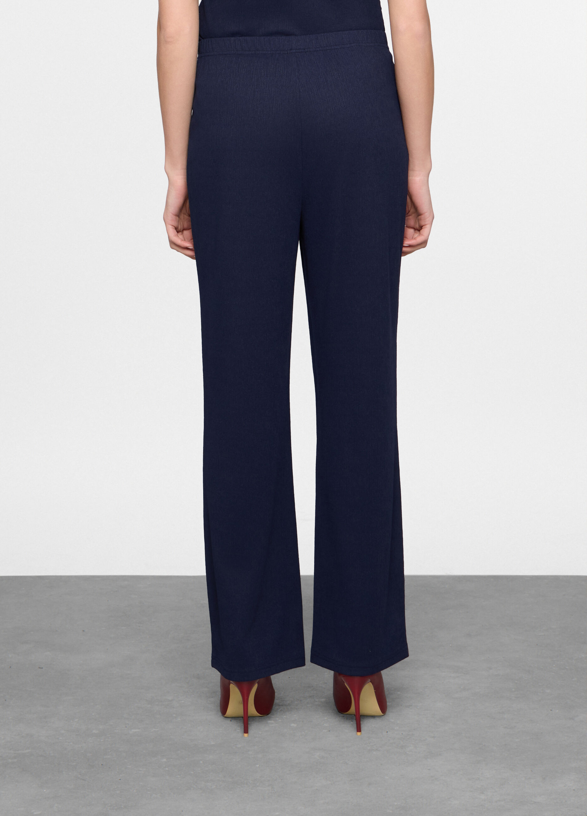 Pantaloni crinkle relaxed fit in maglia stretch donna_1