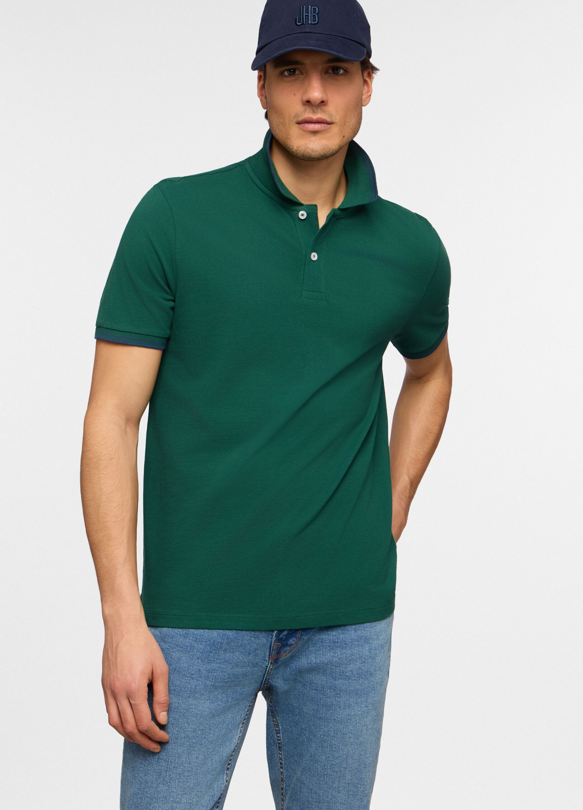 Polo a maniche corte con dettagli a contrasto uomo_0