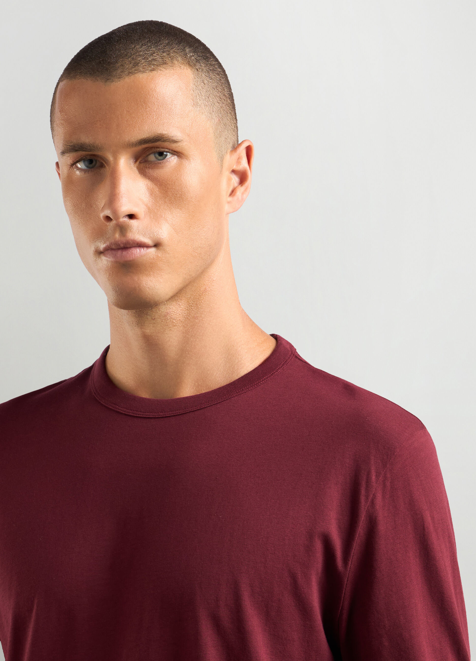 T-shirt girocollo in puro cotone uomo_2