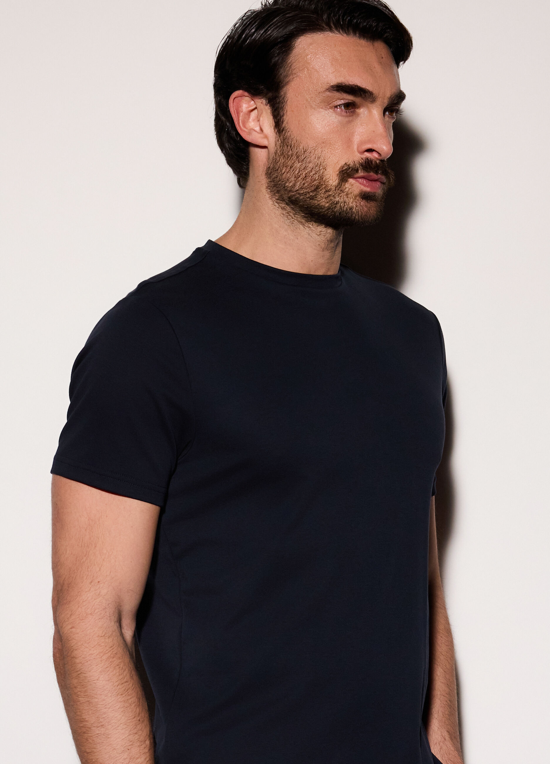 T-shirt slim fit in jersey di cotone uomo_2
