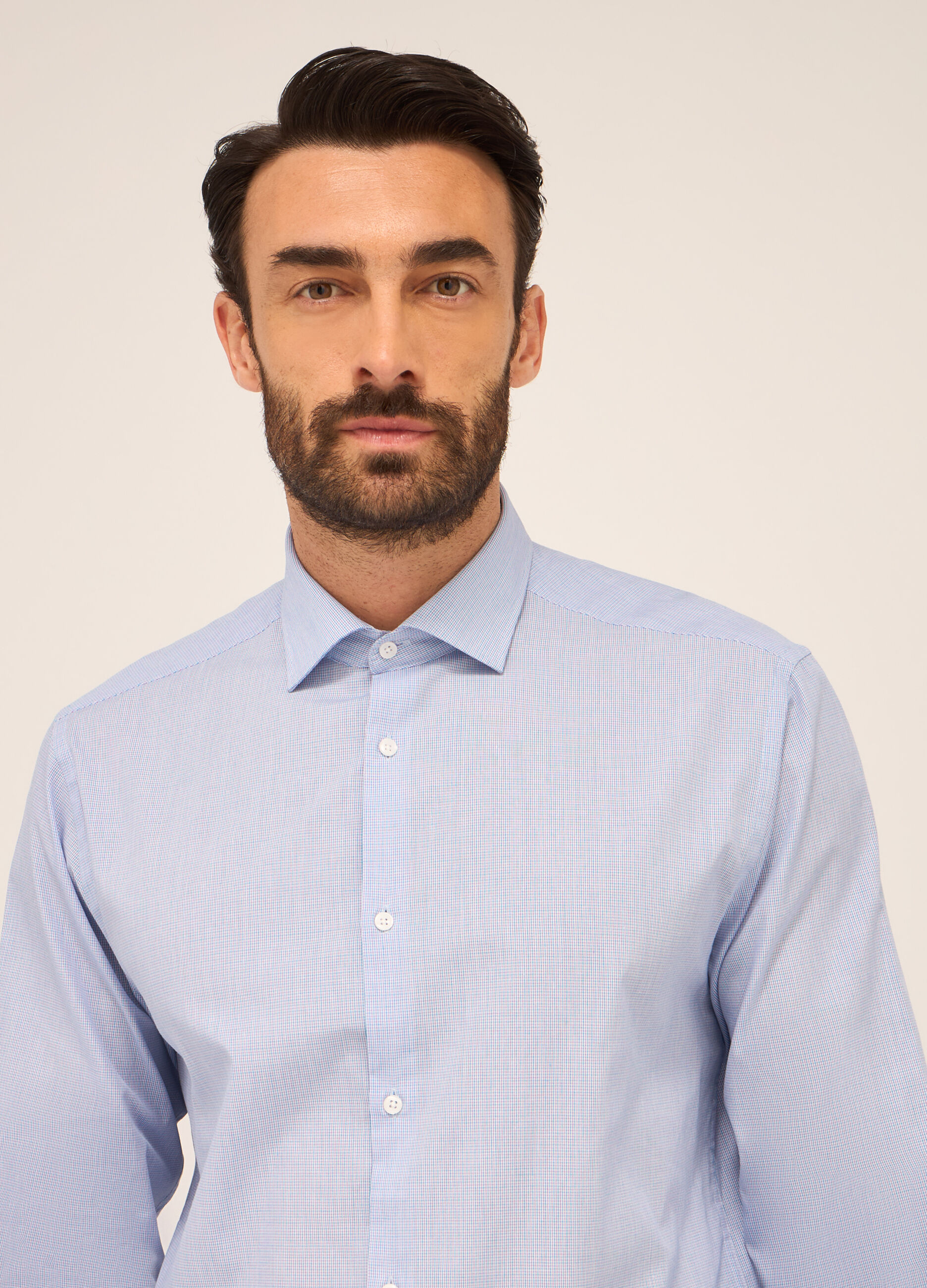 Camicia regular fit in misto cotone a micro-quadretti uomo_2