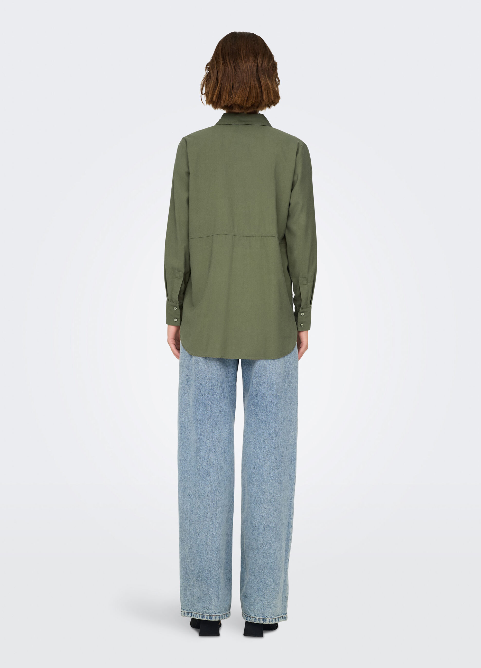 Camicia con risvolto donna_1