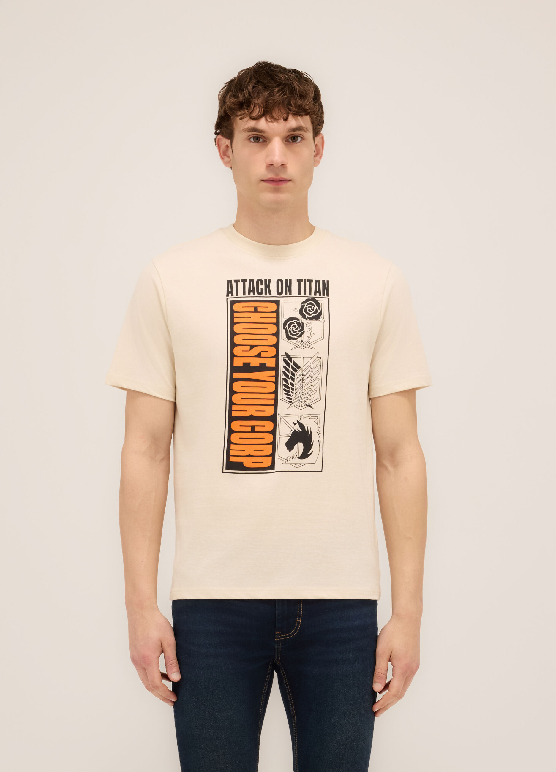 T-shirt girocollo stampa Attack on Titan uomo