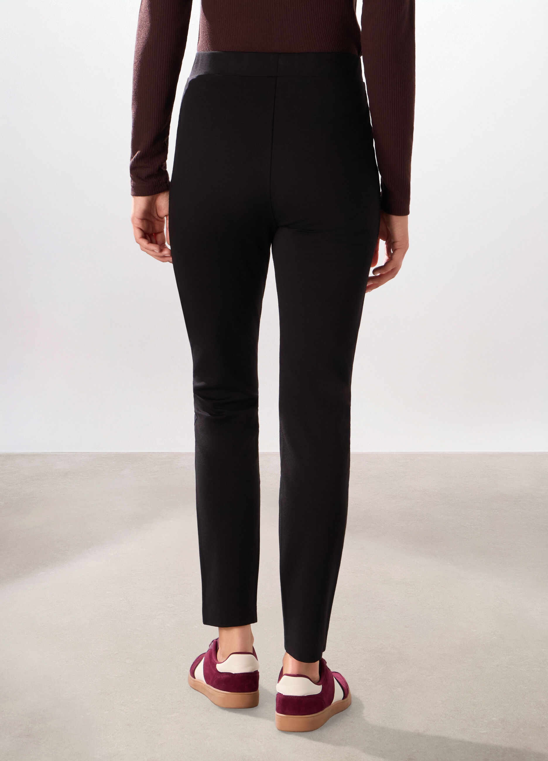 Pantaloni lunghi in punto Milano donna_1