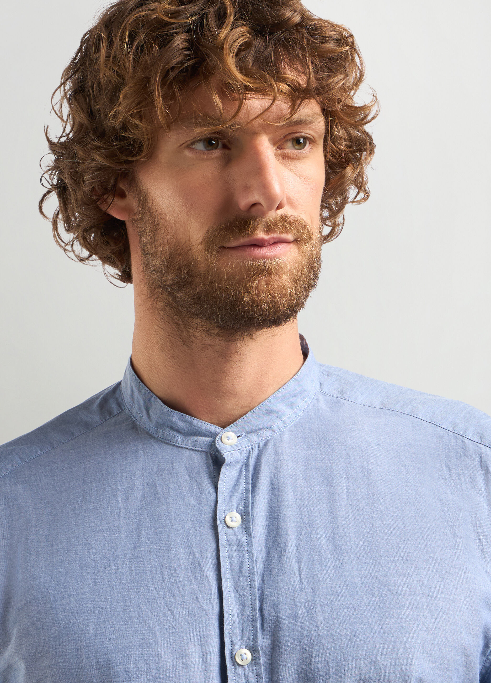 Camicia regular fit colletto coreano in cotone uomo_2