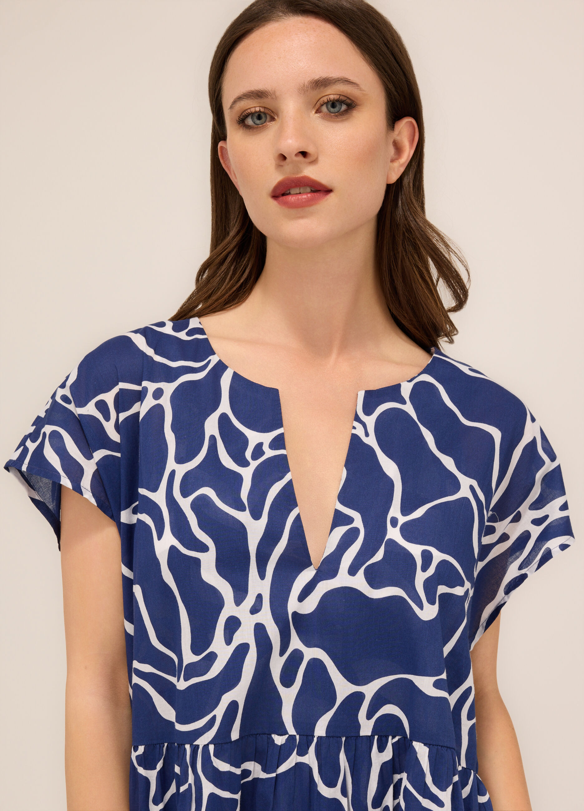 Copricostume a balze in puro cotone voile donna_2