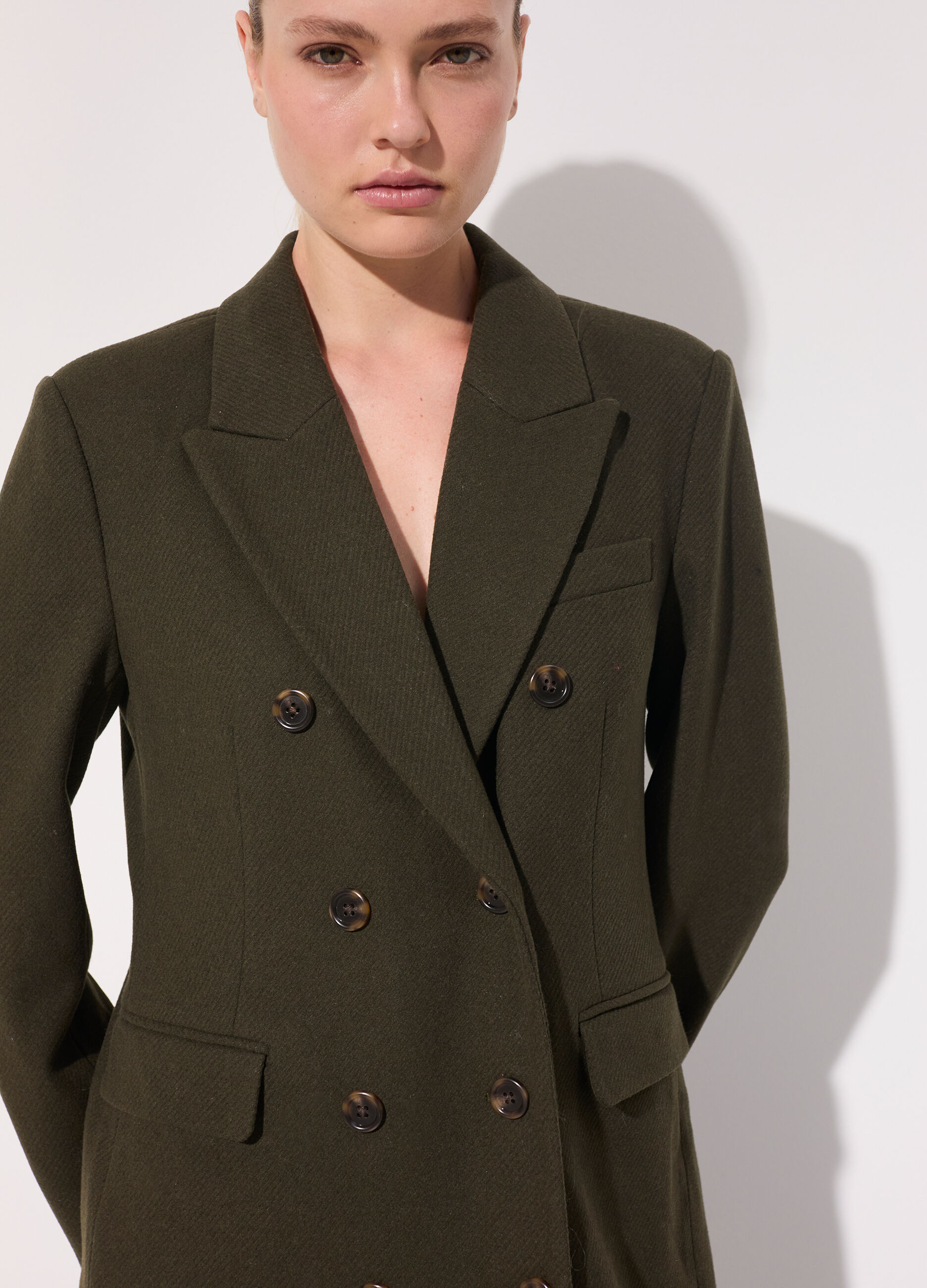 Cappotto lungo doppiopetto in misto lana donna_3