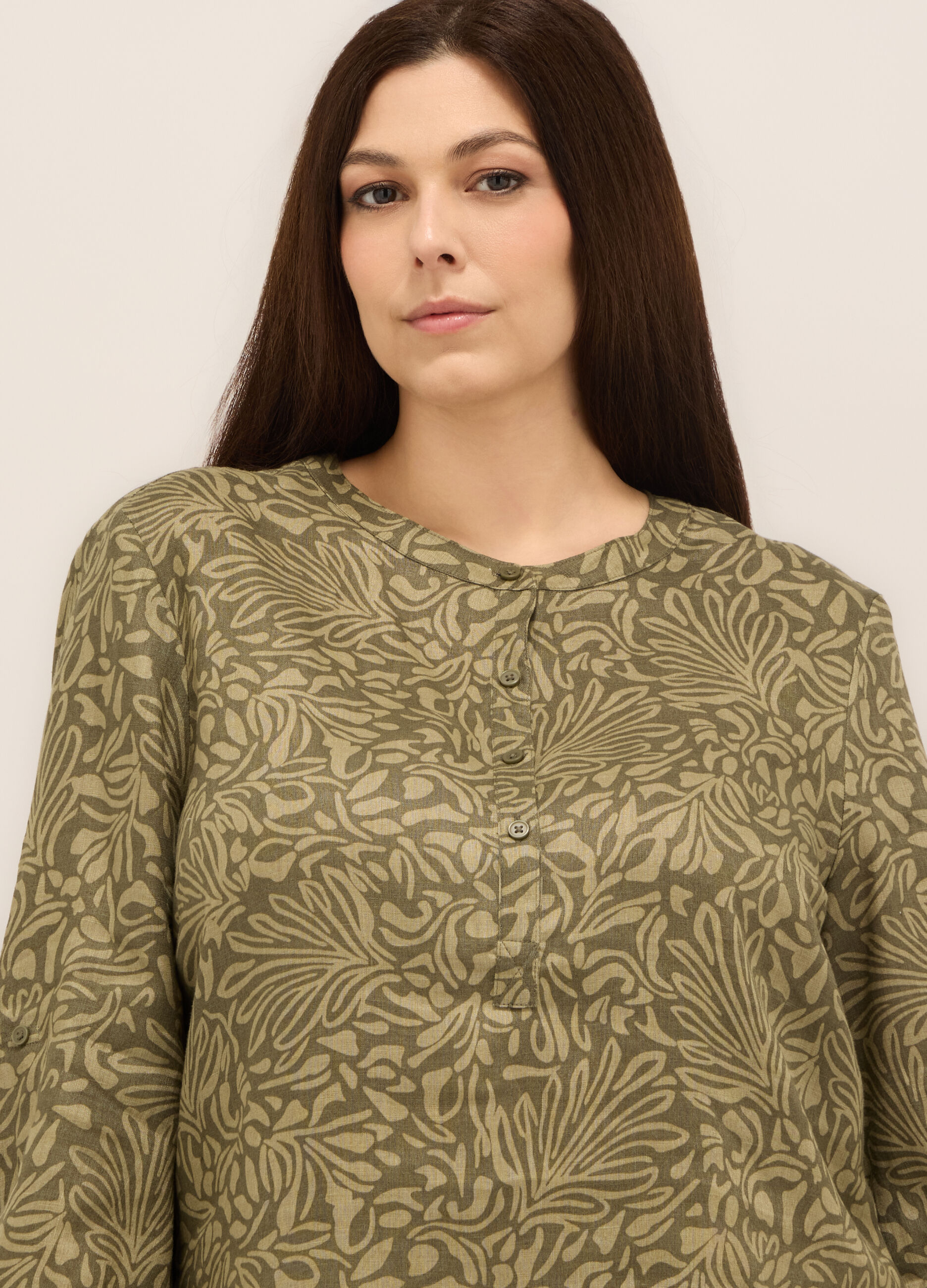 Blusa in puro lino con stampa donna curvy_2