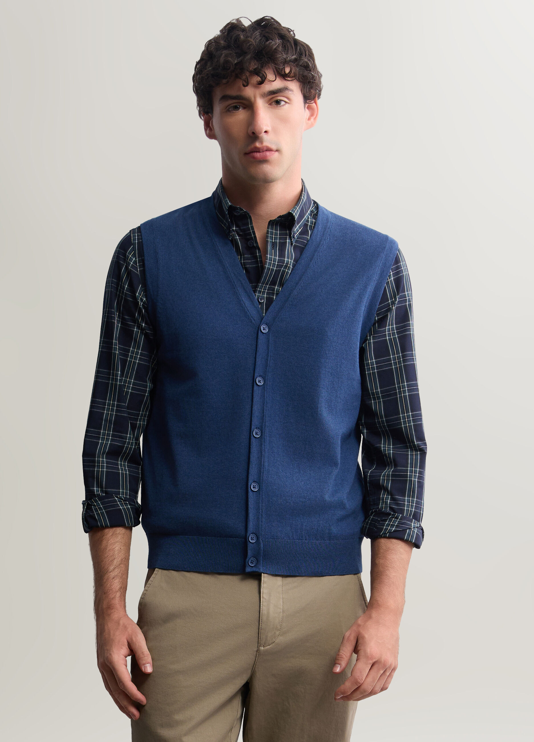 Gilet in maglia con scollo a V uomo_0