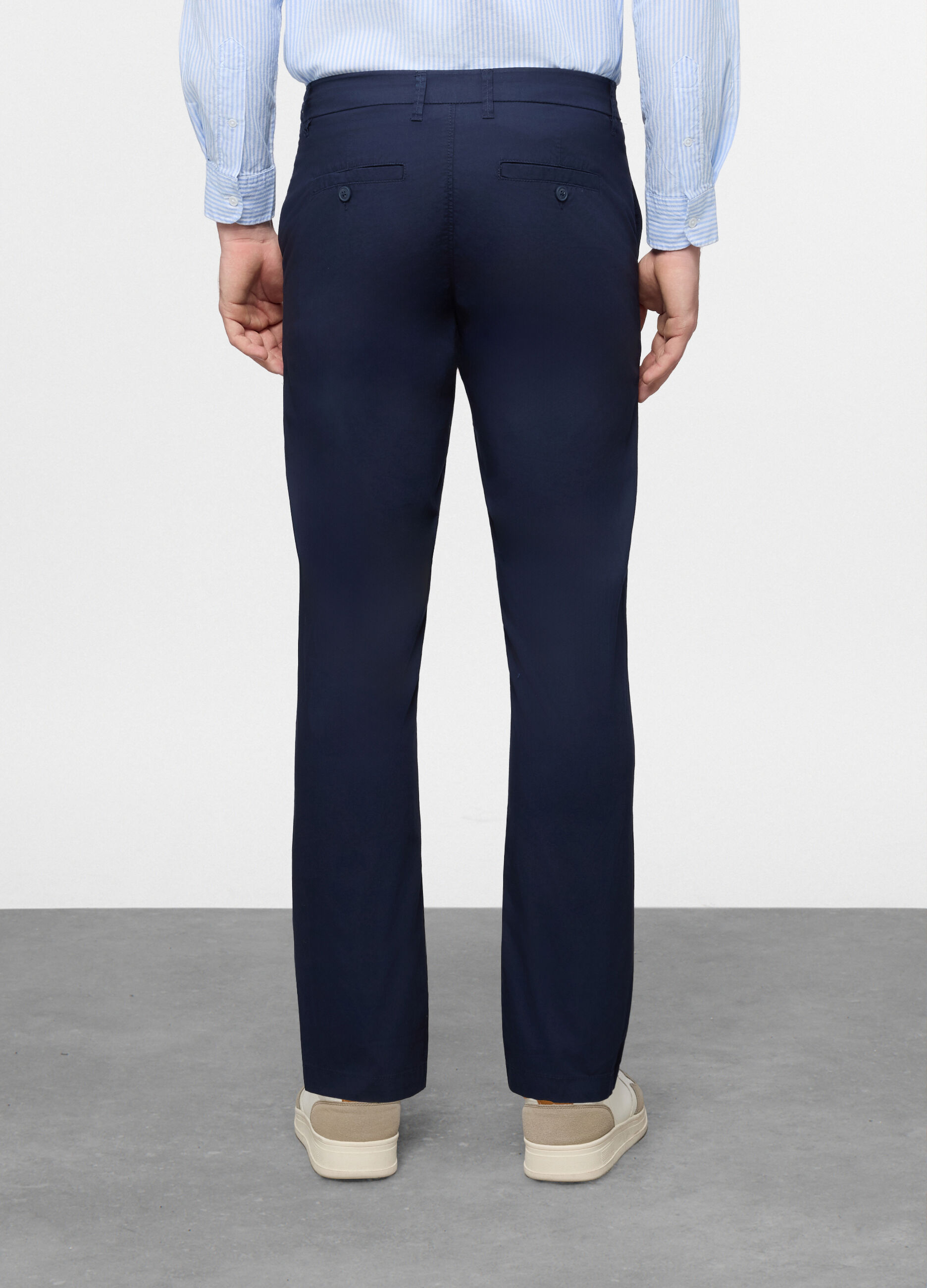 Pantalone chino slim fit di cotone stretch uomo_1
